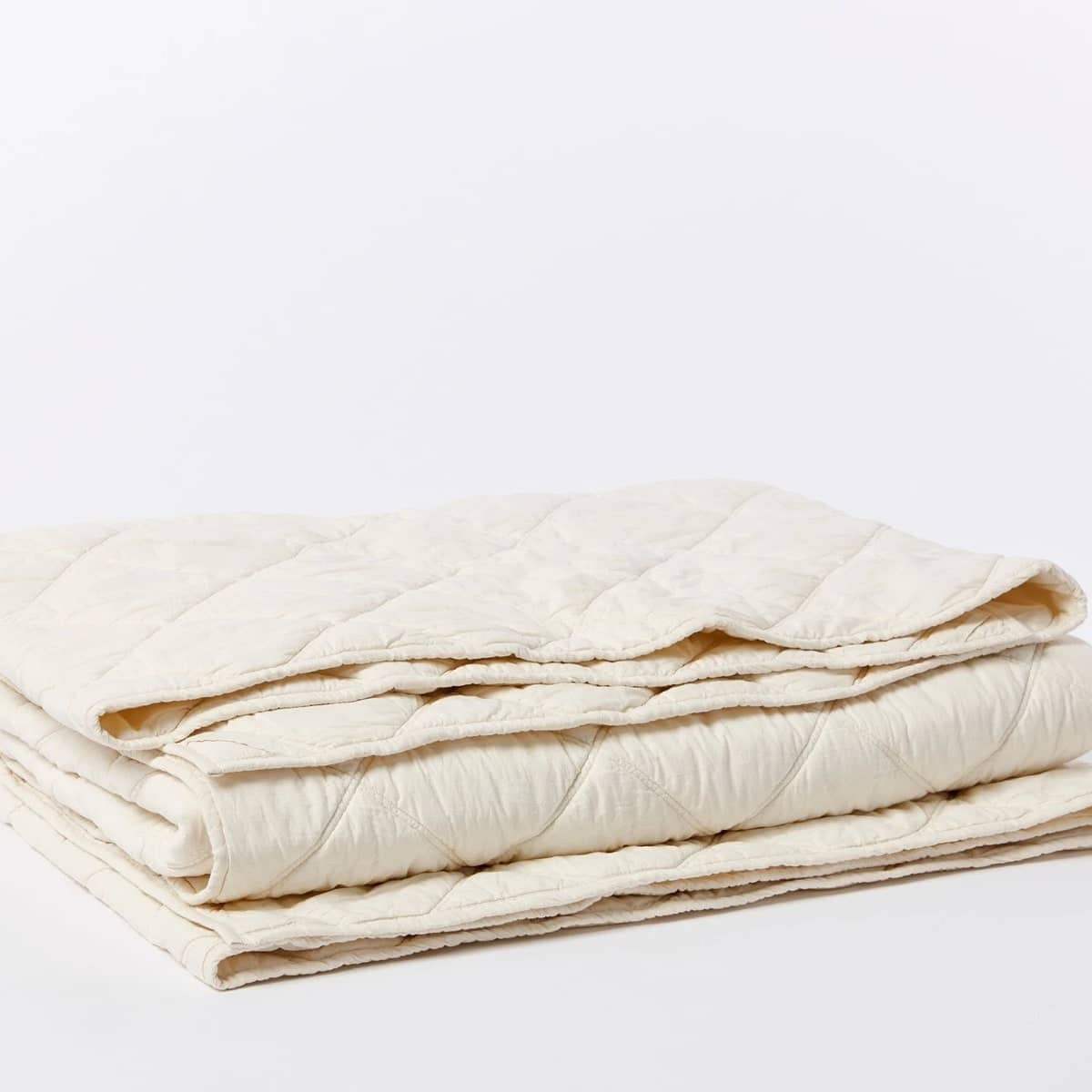 Coyuchi Diamond-Stitched Organic Cotton Comforter