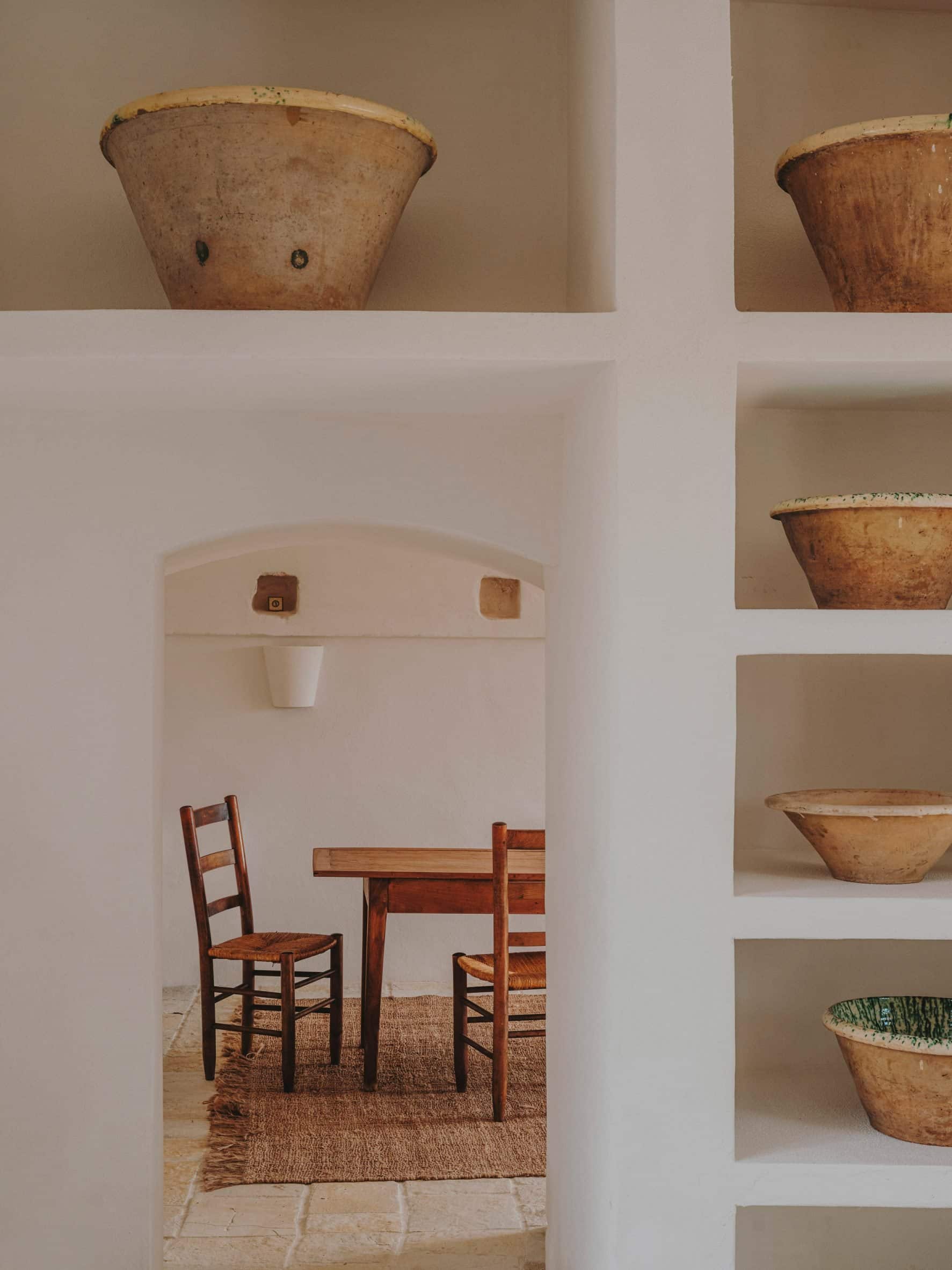 Earth-toned interior of Casolare Scarani house by Studio Andrew Trotter