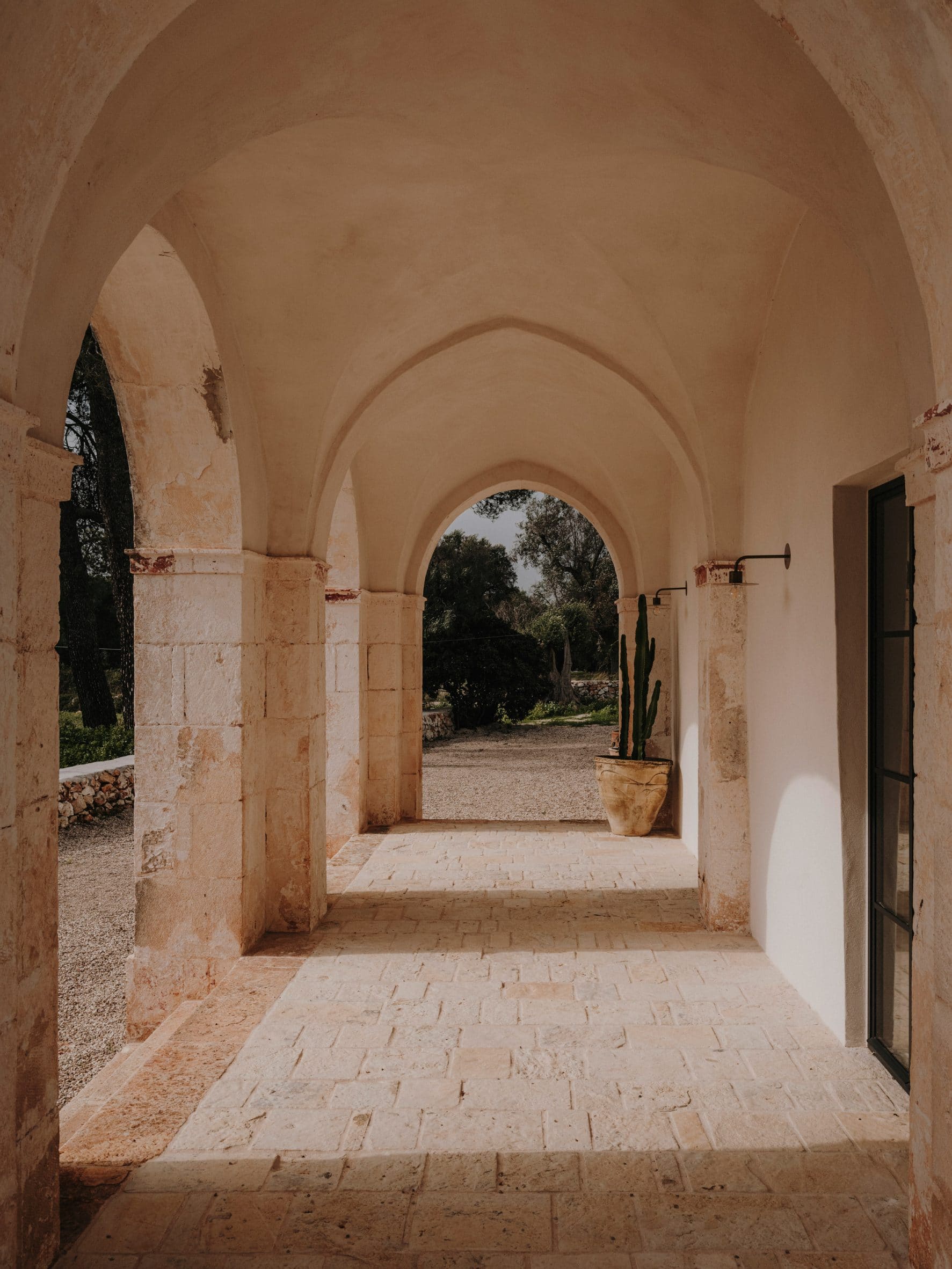 Vaulted walkway outside Puglian house 