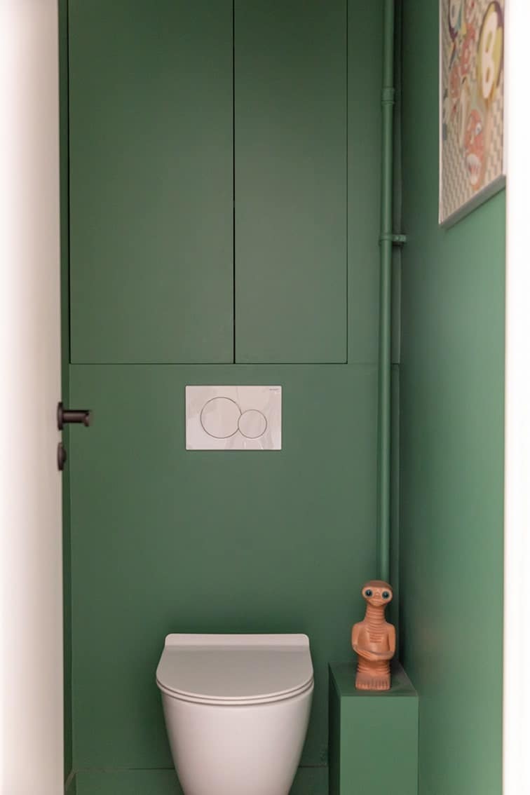 The bathroom adds the right dose of quirk.