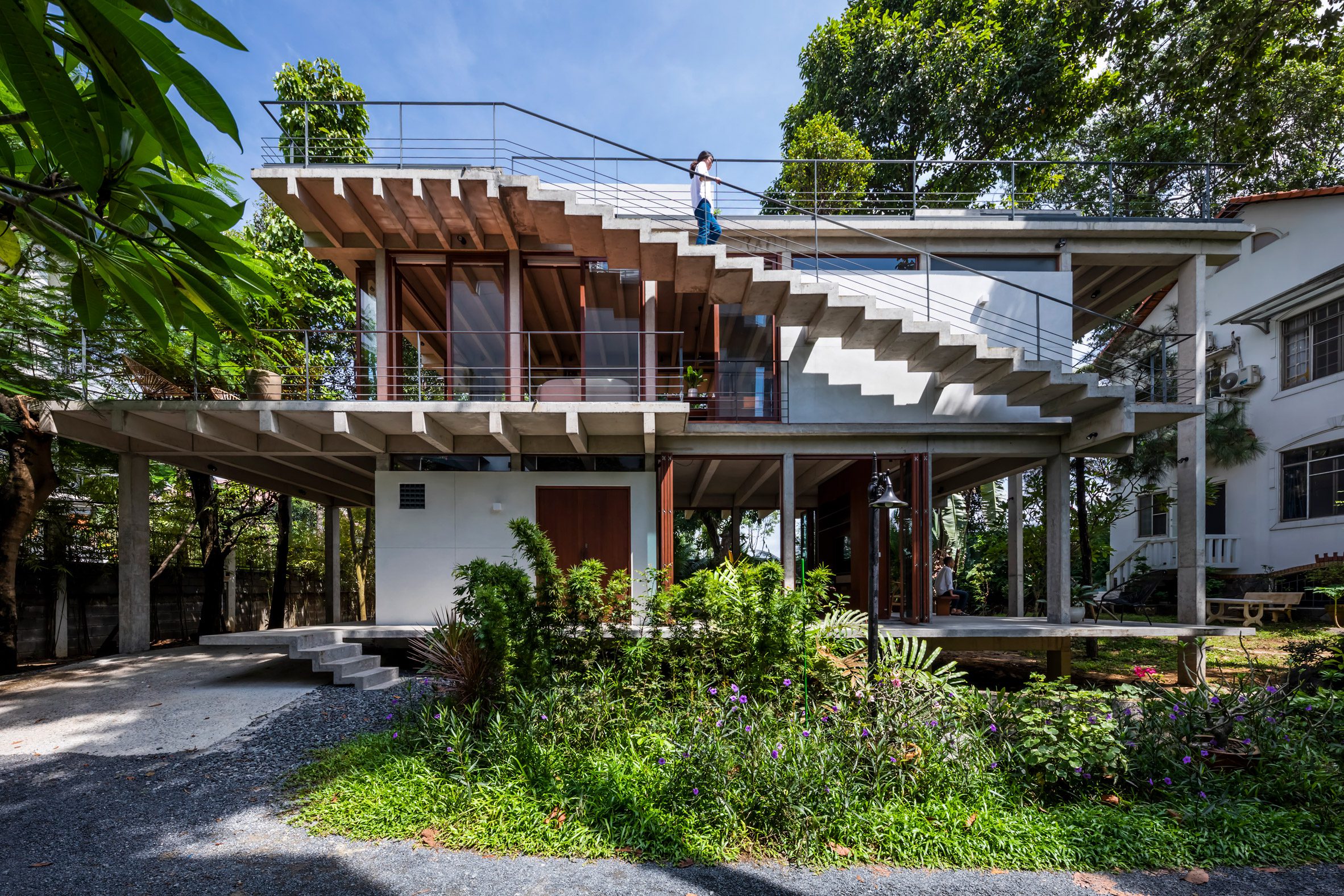 Exterior of Floating House in Vietnam by SDA