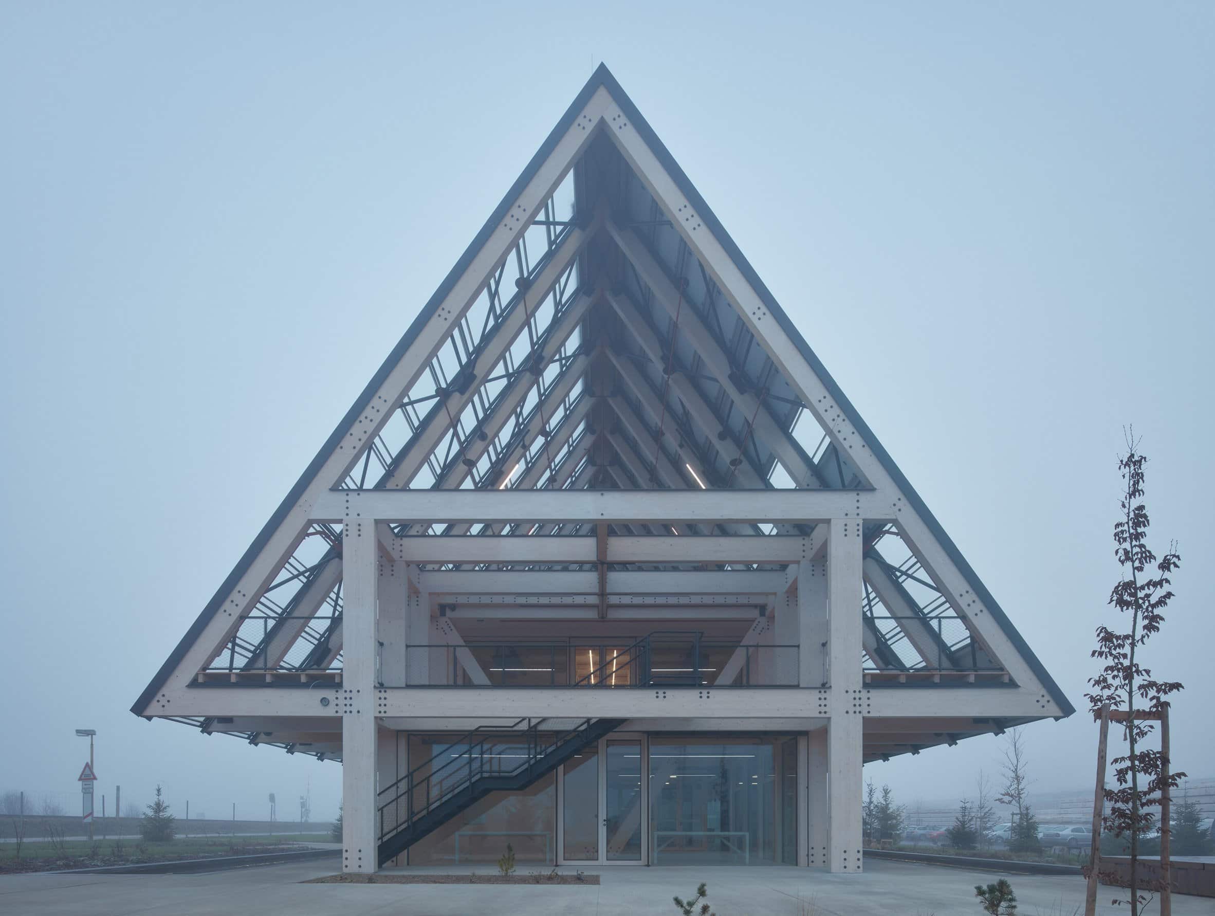 Gabled Kloboucká lesní headquarters by Mjölk Architekti