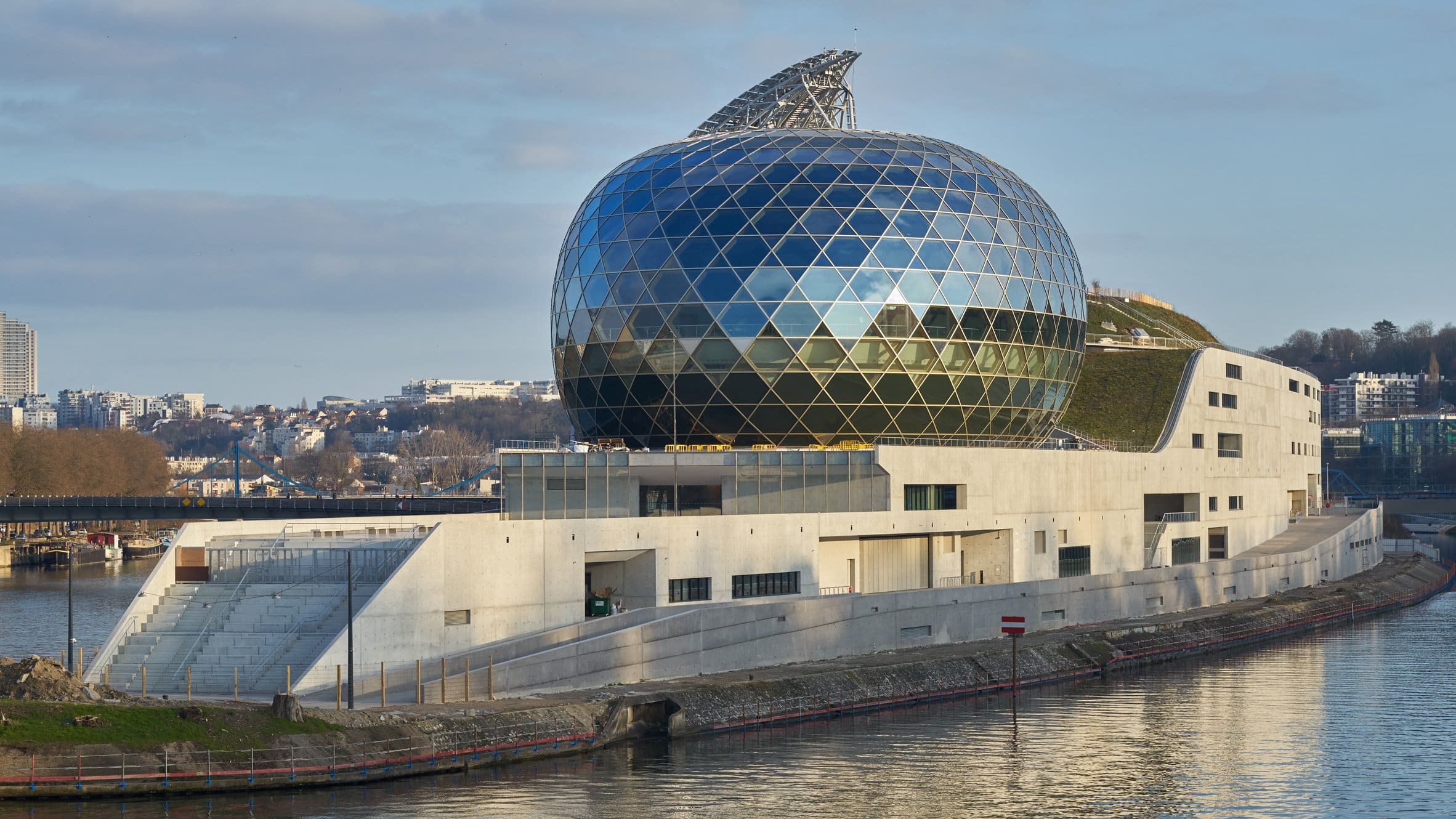 Shigeru Ban's La Seine Musicale complex by the river 