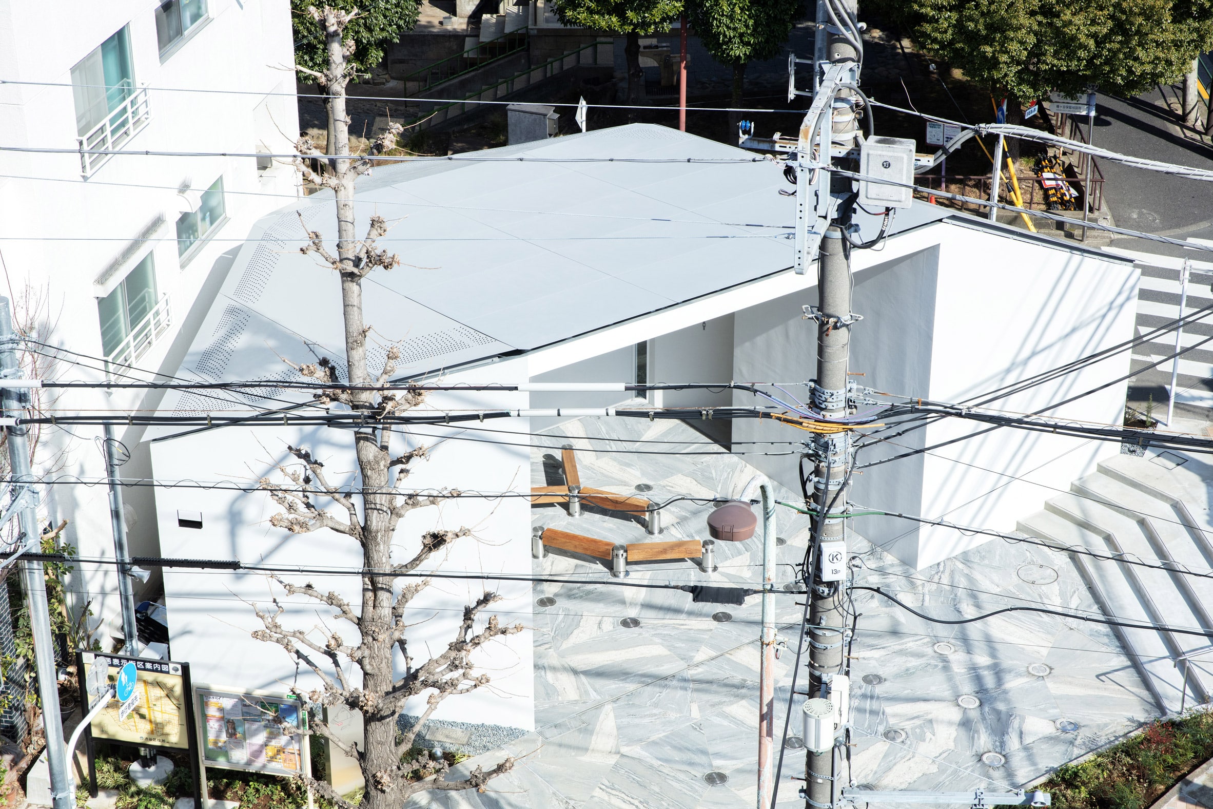 White toilet block in Tokyo by Miles Pennington