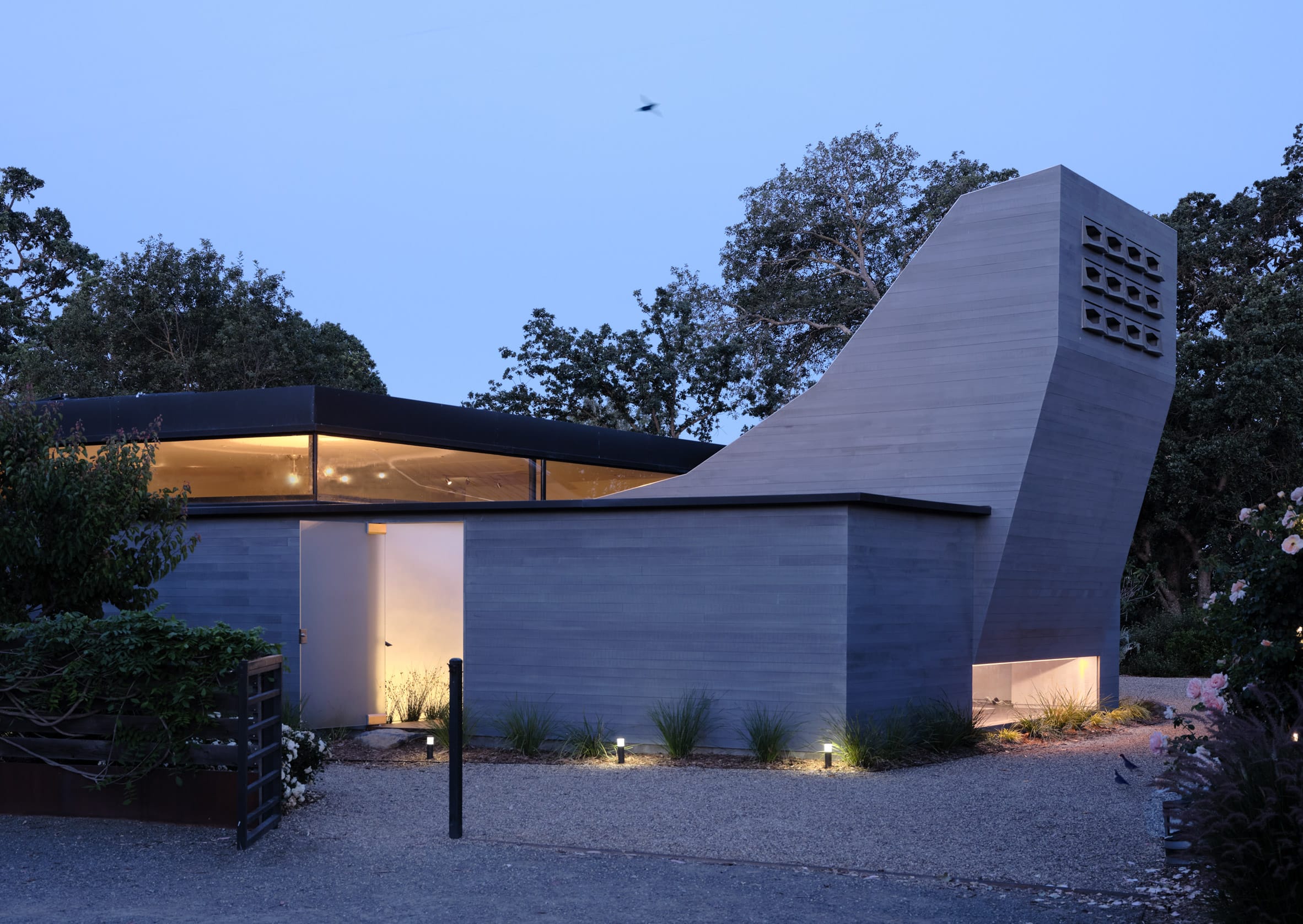 Angular roof of Sonoma home extension by architect Neal Schwartz
