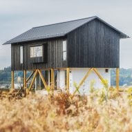 Exterior of U-House near Biwa-ko by Ushijima Architects