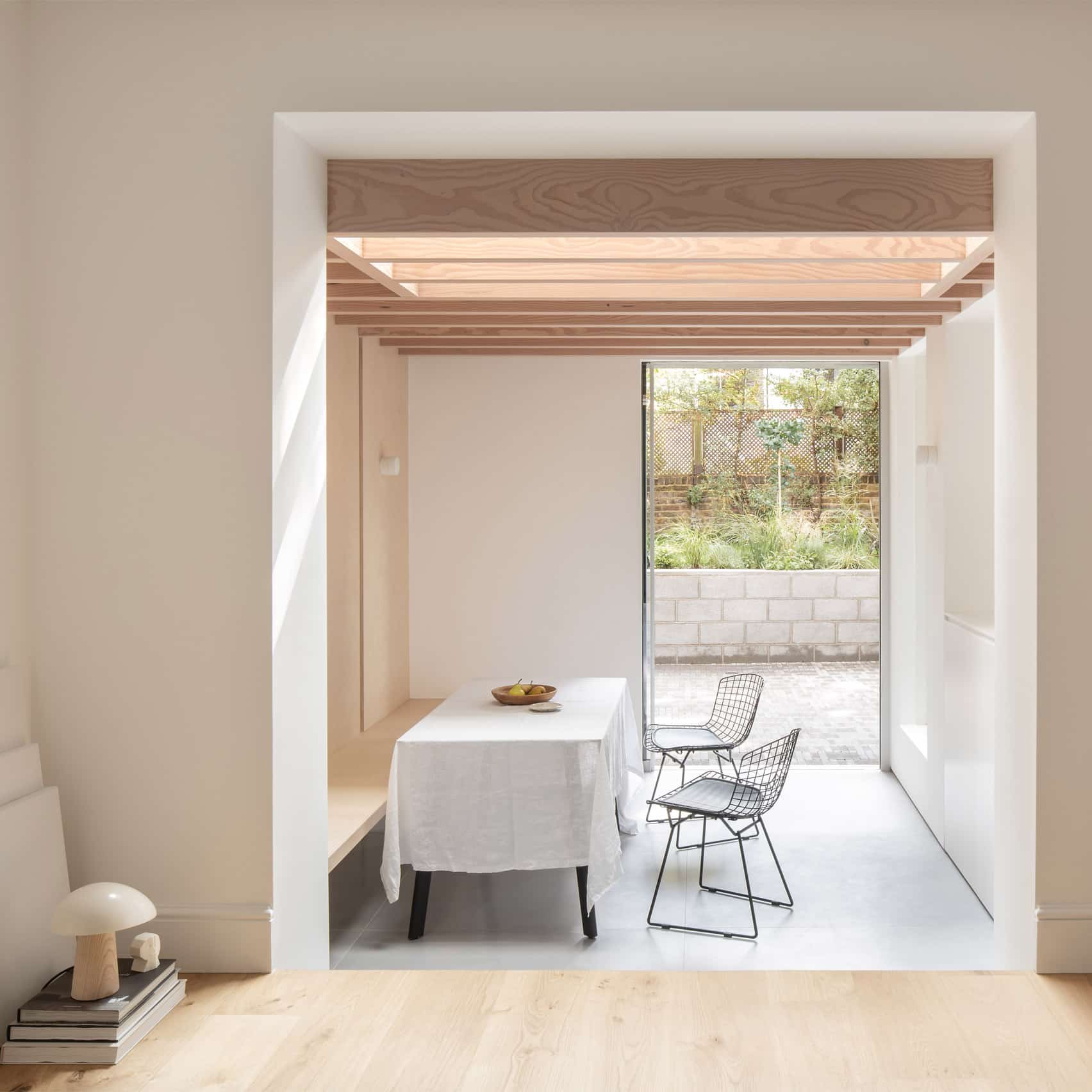 DB Apartment by Studio Hallet Ike
