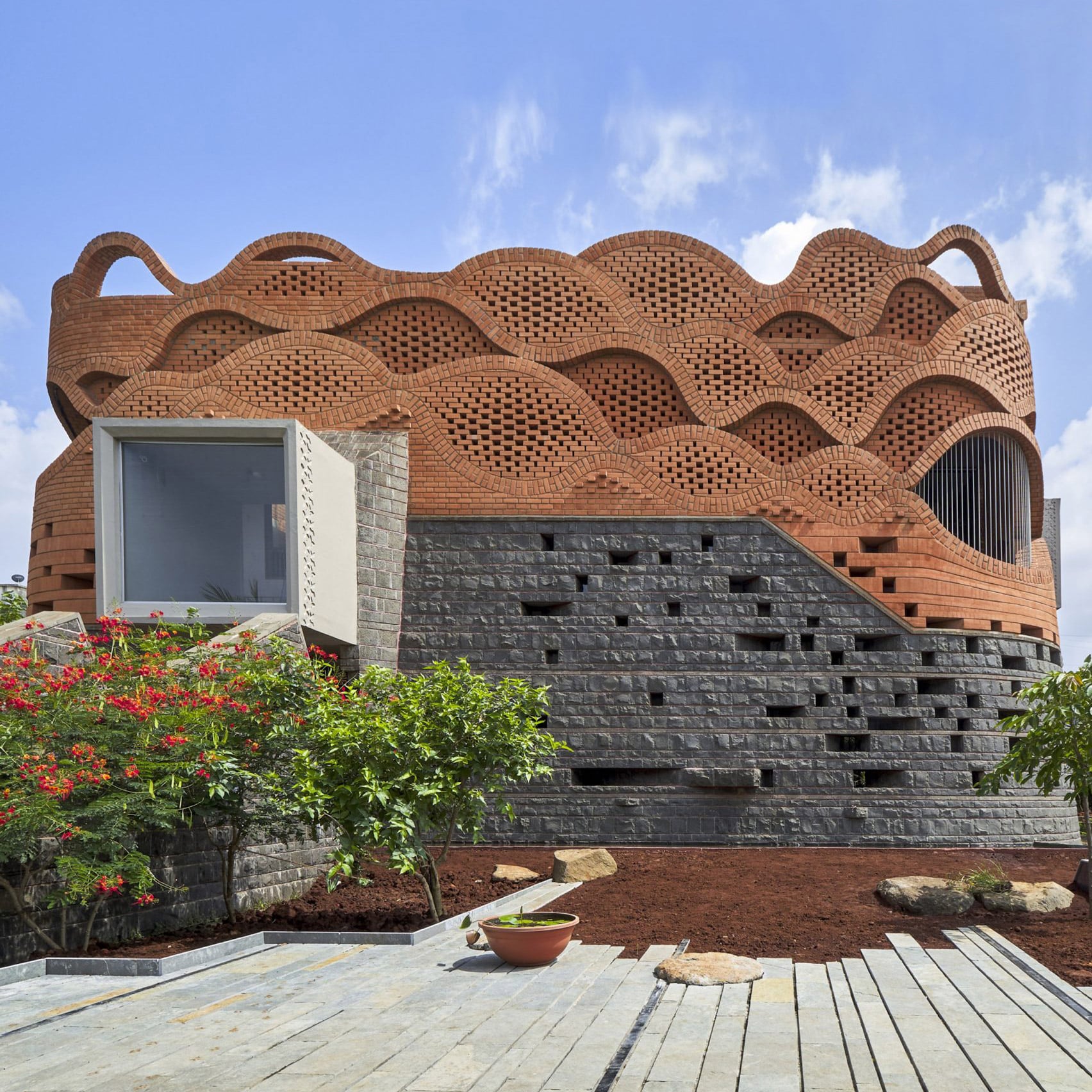 Gadi House, India, by PMA Madhushala