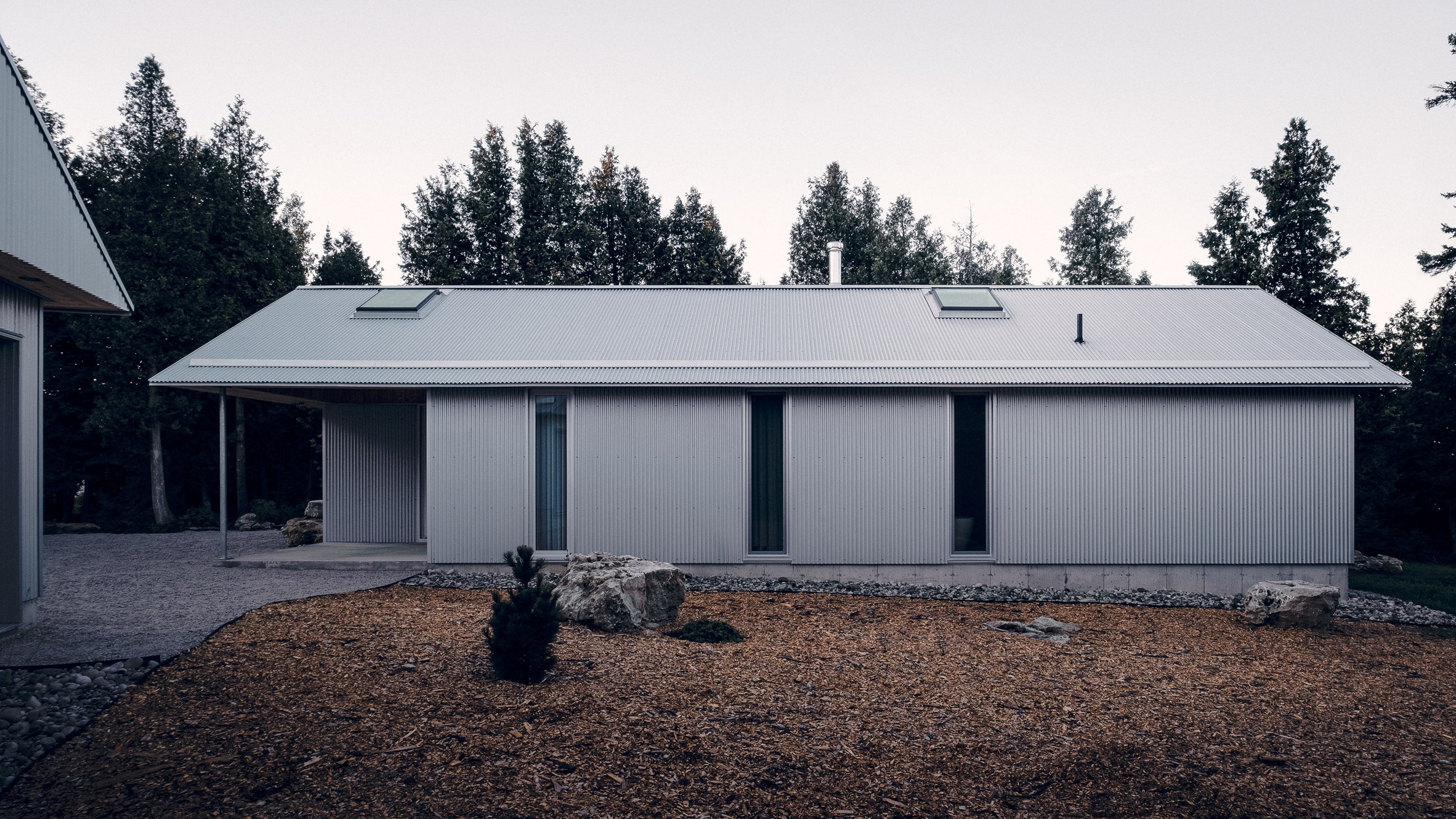 Exterior photo of house at Devil's Glen