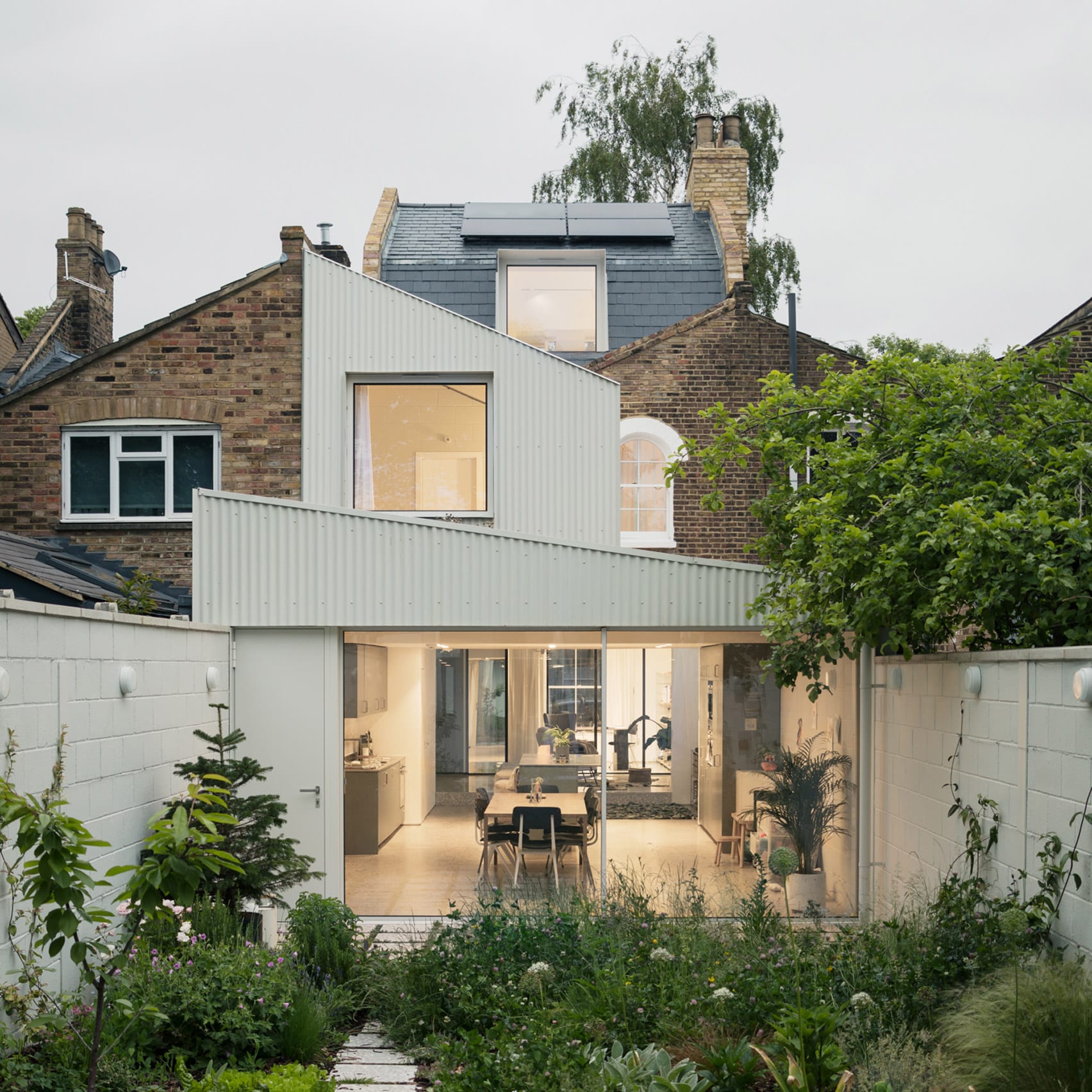 White Patio House by Pashenko Works