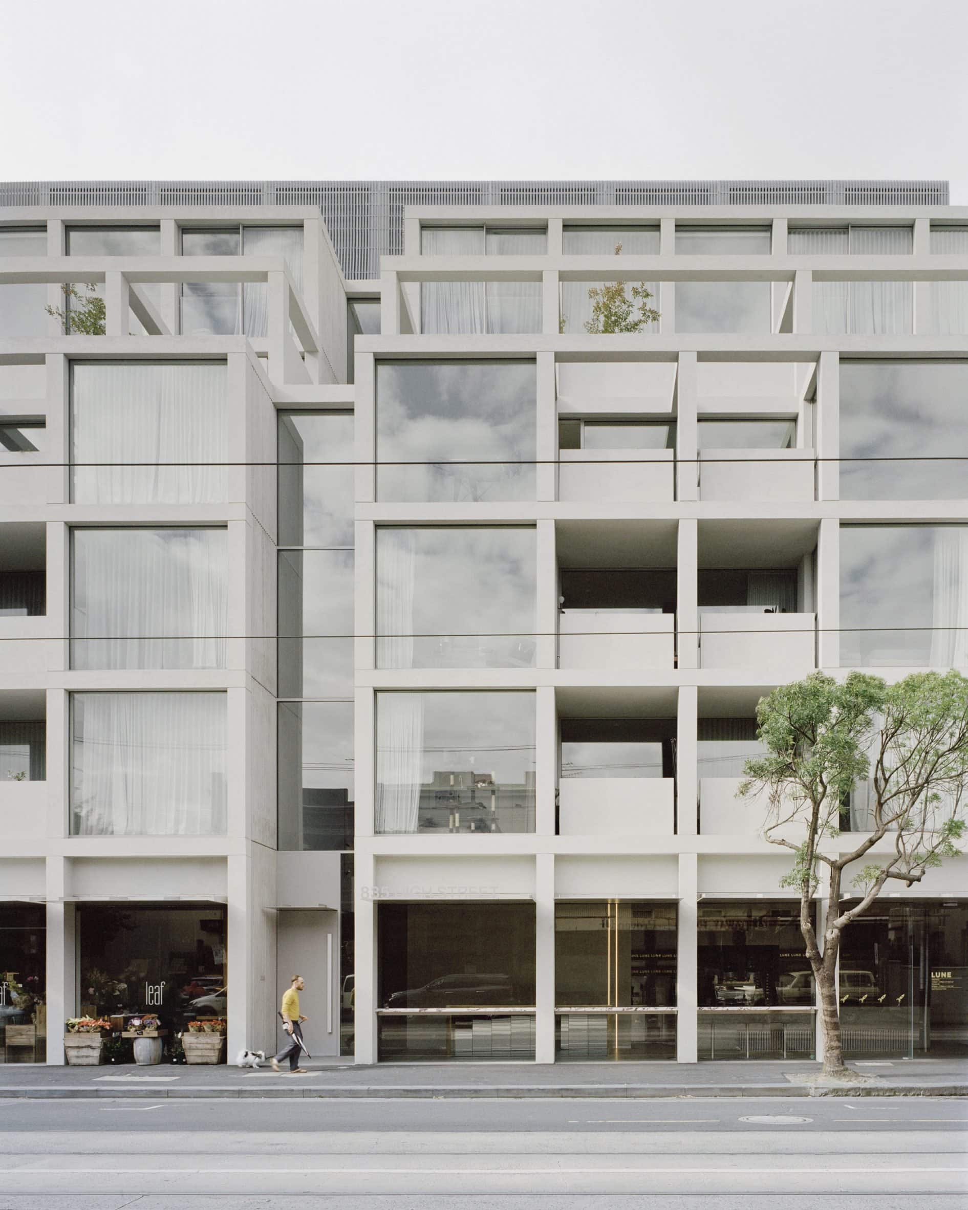 Exterior image of 835 High Street