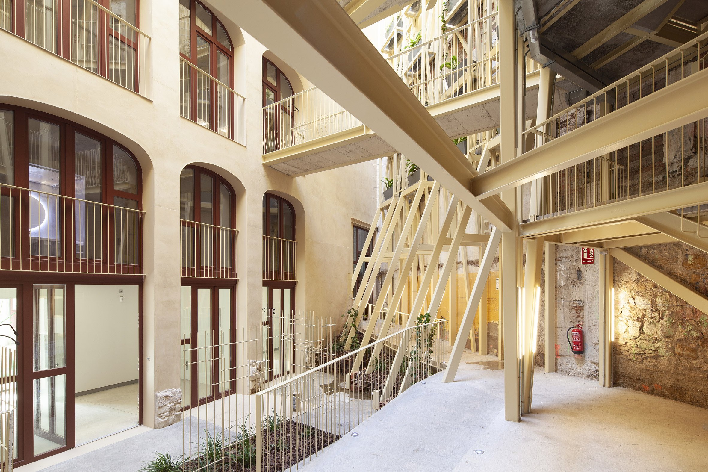 Interior photo of La Carboneria