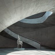 The central courtyard of Tadao Ando's cylindrical He Art Museum in China