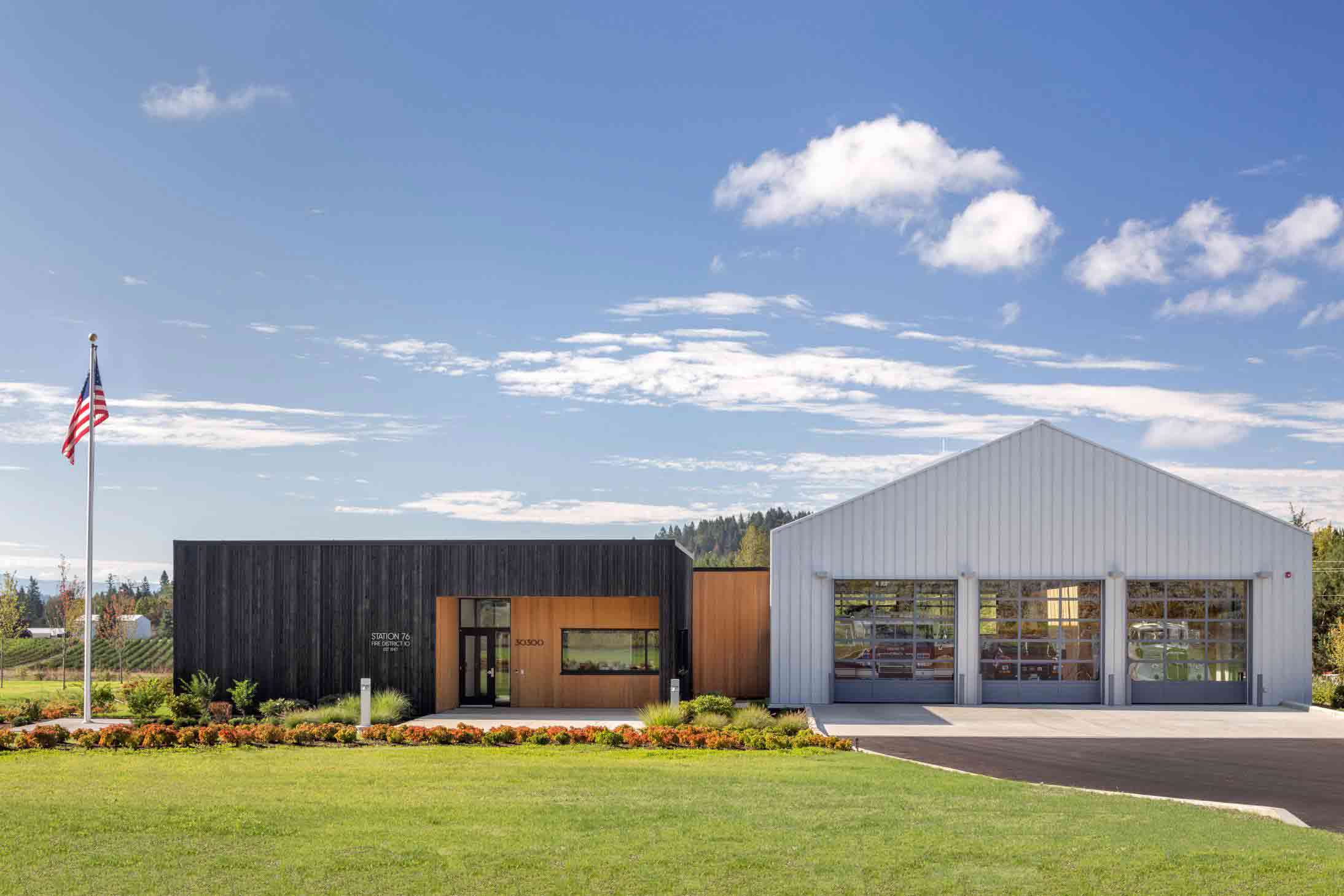 Fire Station 76 by Hennebery Eddy Architects