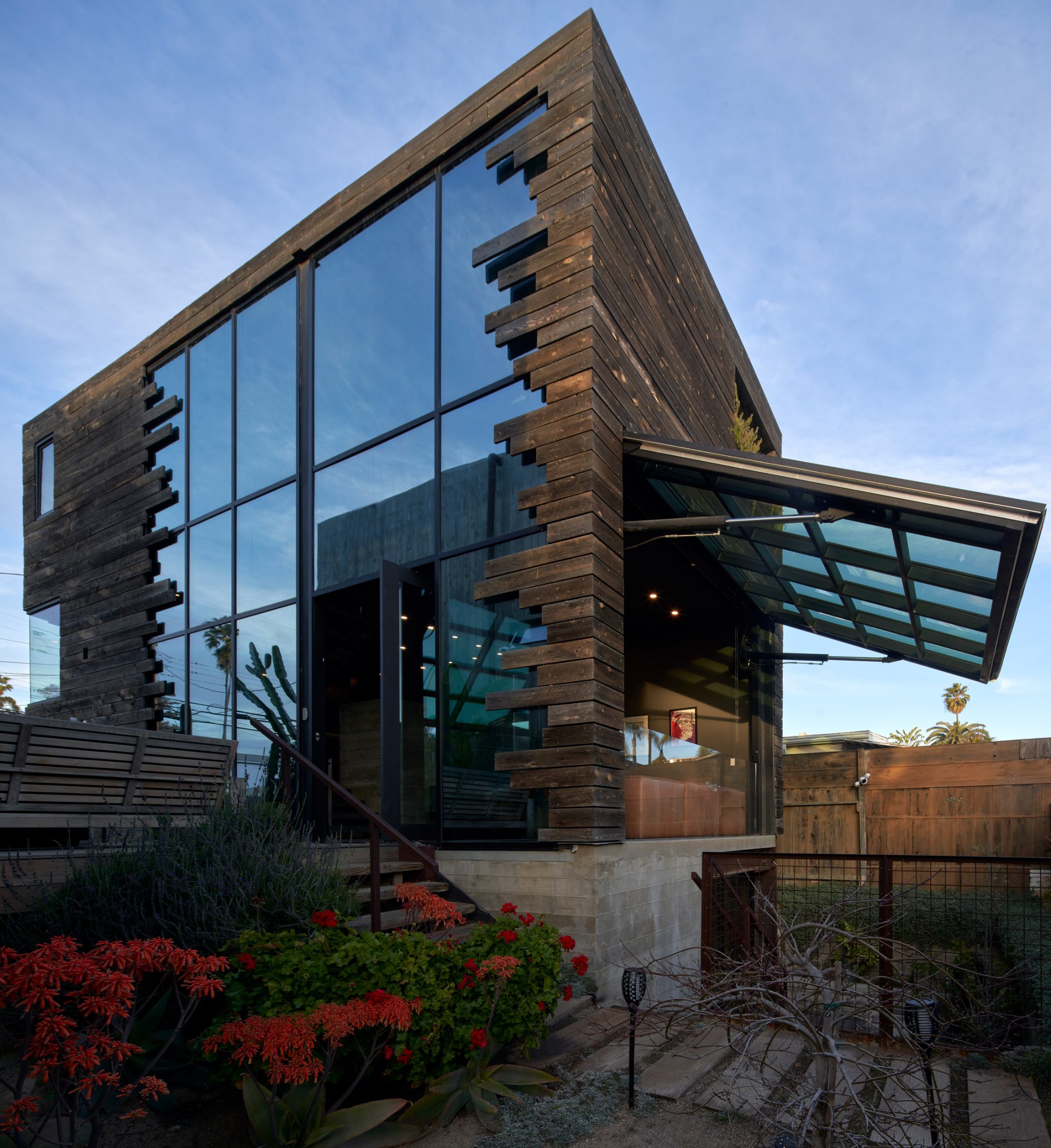 Driftwood-style guesthouse in California