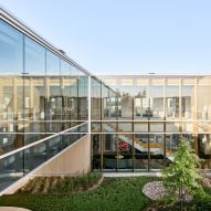 Factory and office by Atelier Guy