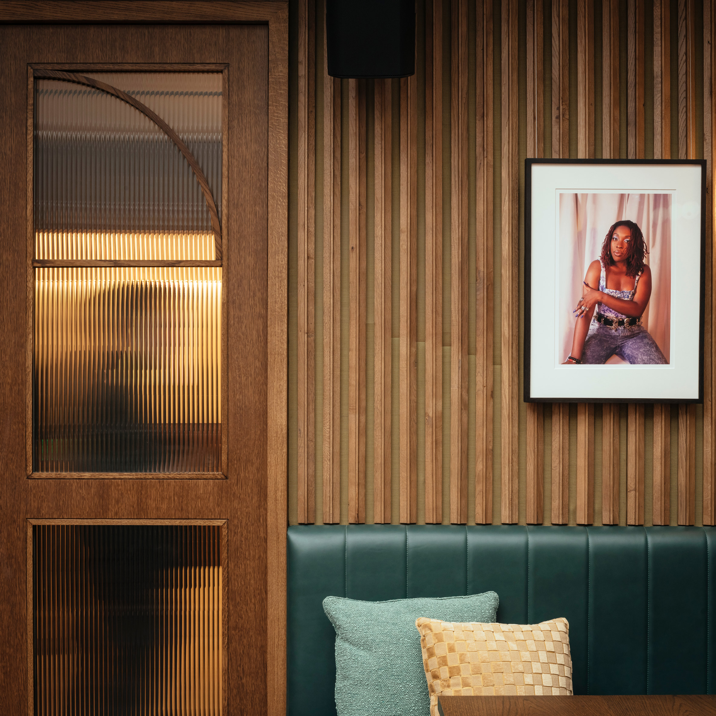Wood panelled walls in interior by Benedetti Architects