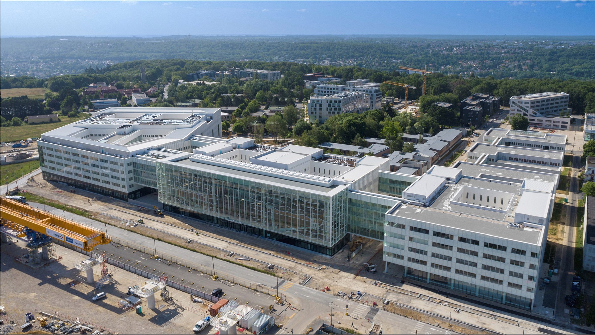 Aerial view of university building by Bernard Tschumi