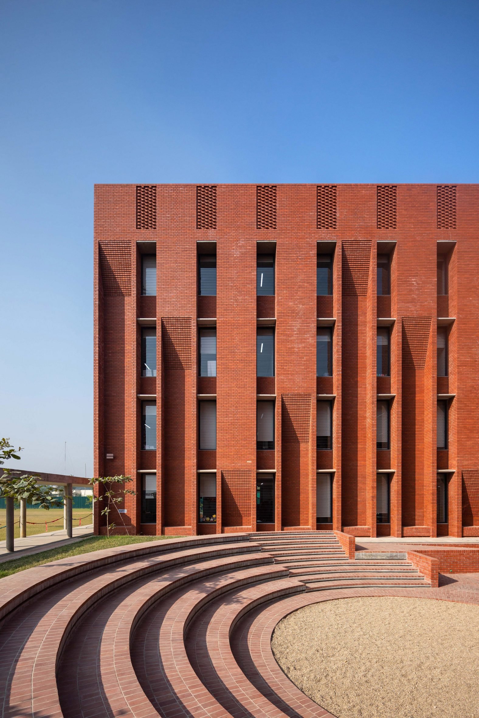 Brick school and amphitheatre in Dhaka