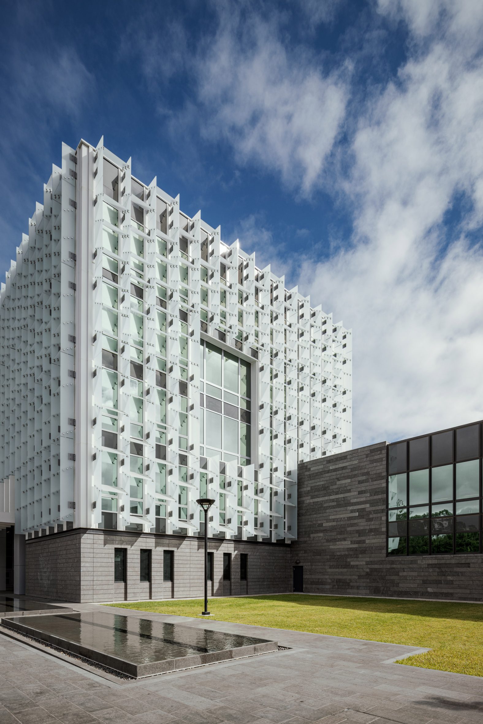 Translucent brise-soleil by Miller Hull