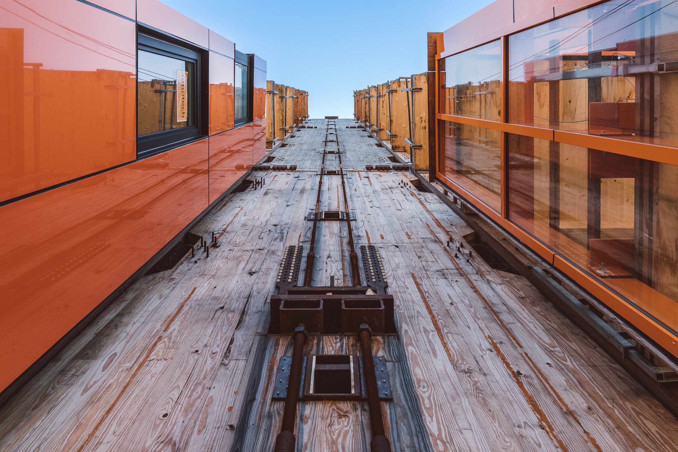 Mass timber earthquake test