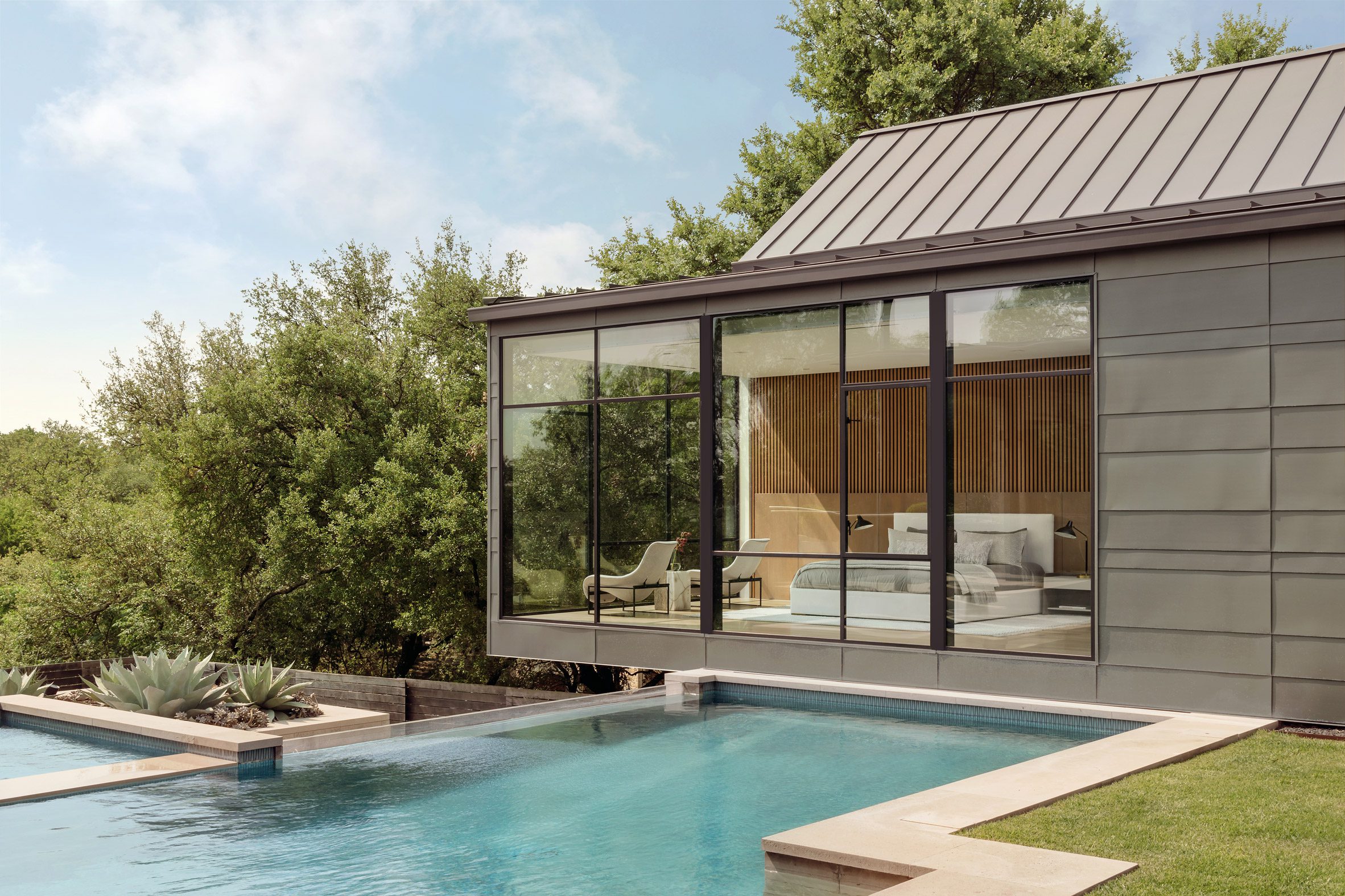 House by LaRue Architects and Kelle Contine