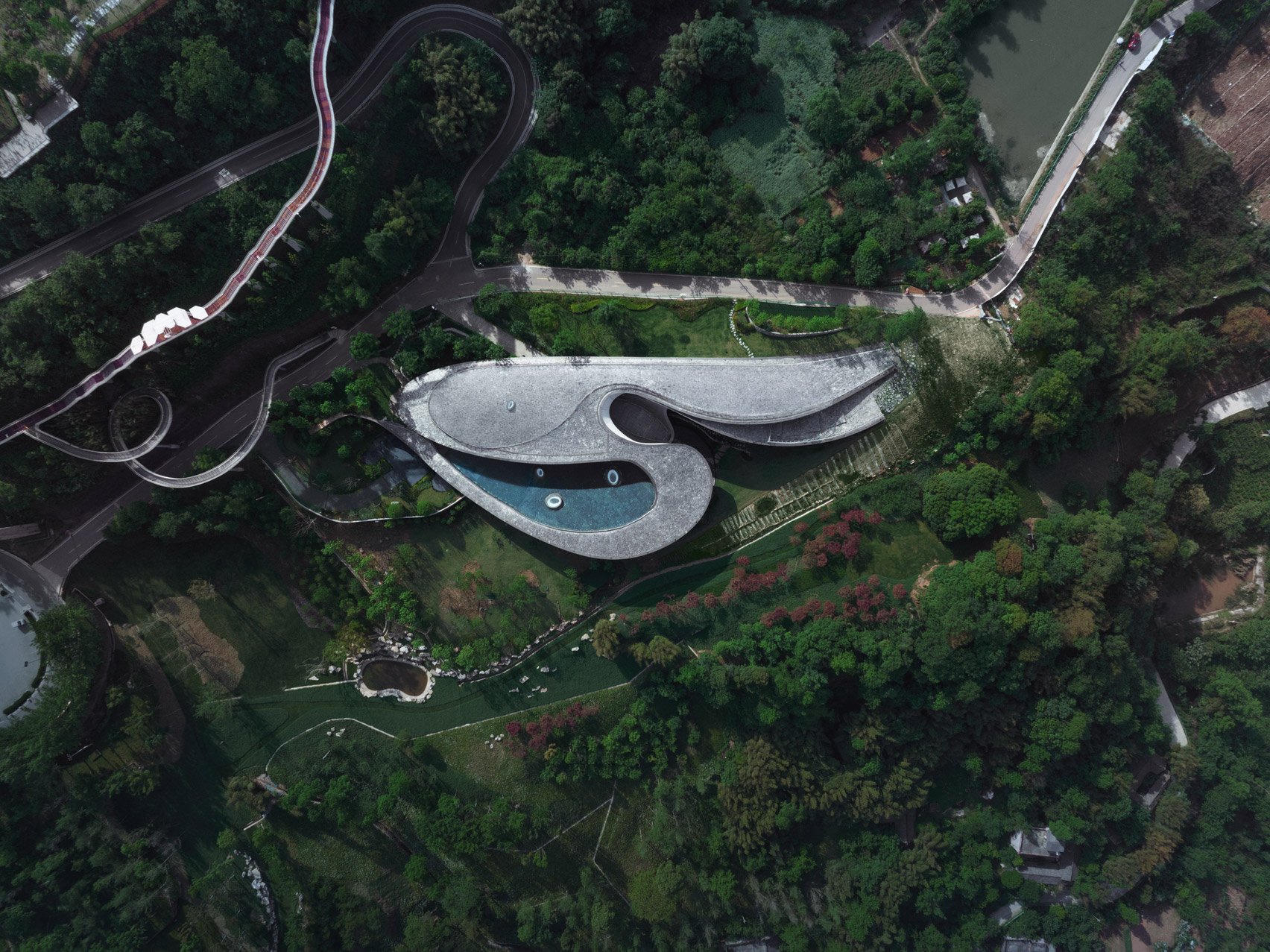 Longquan Mountain Observatory by Büro Ziyu Zhuang 