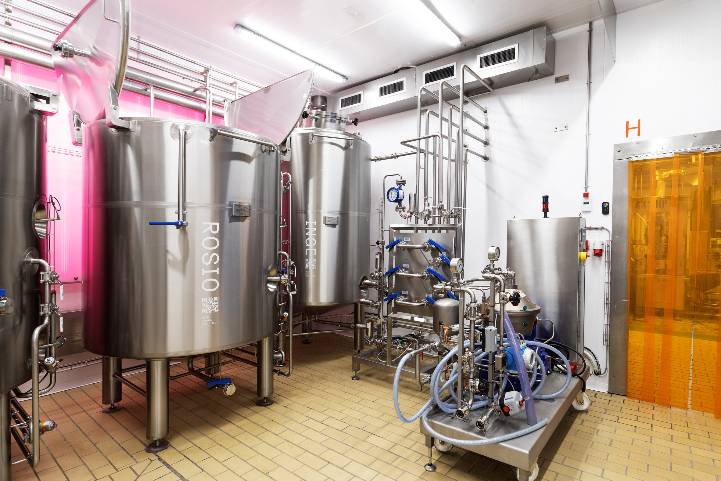 Stainless steel fermentation tanks