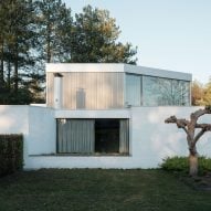 BEEV modernist home renovation in Belgium by ISM Architecten