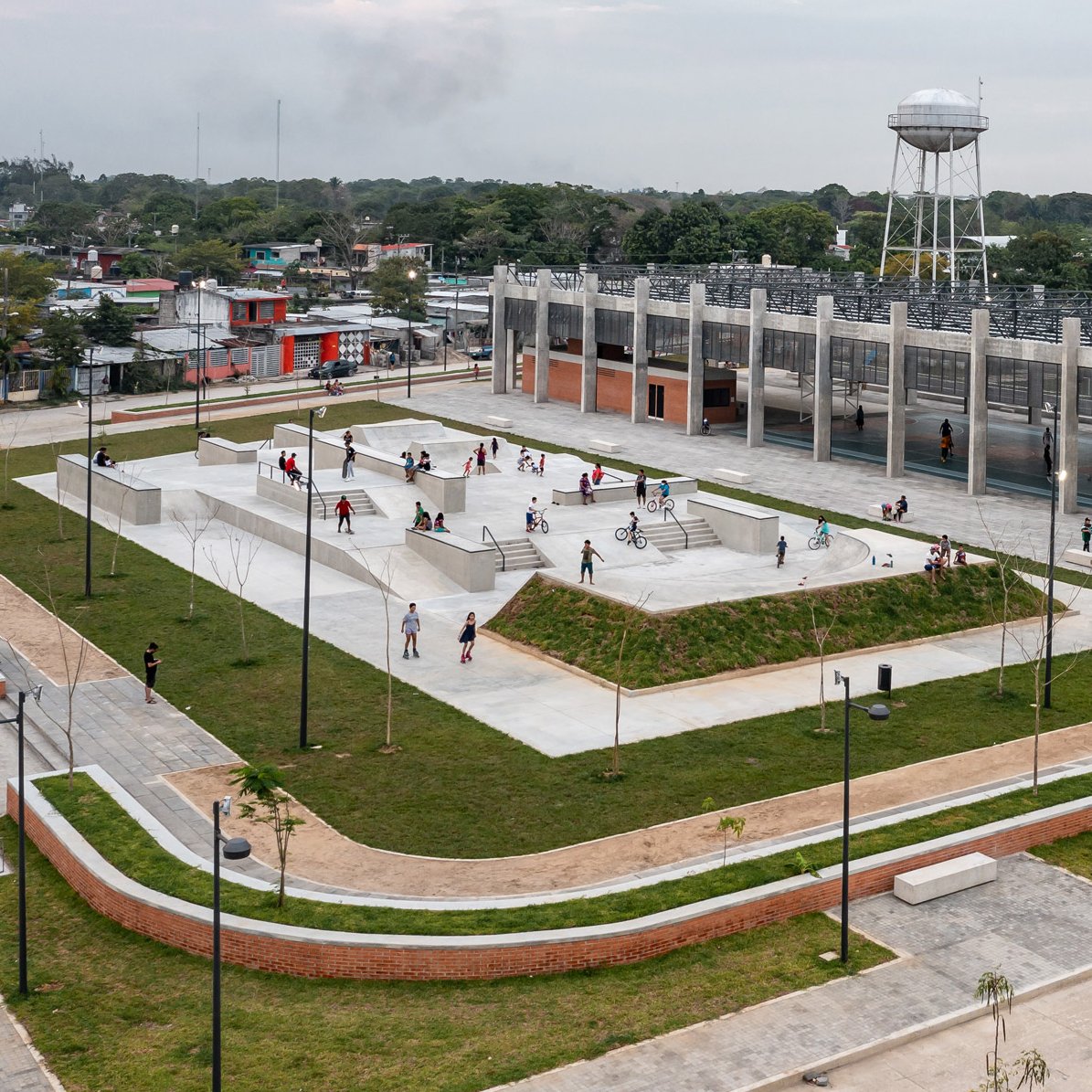 Canales sports field