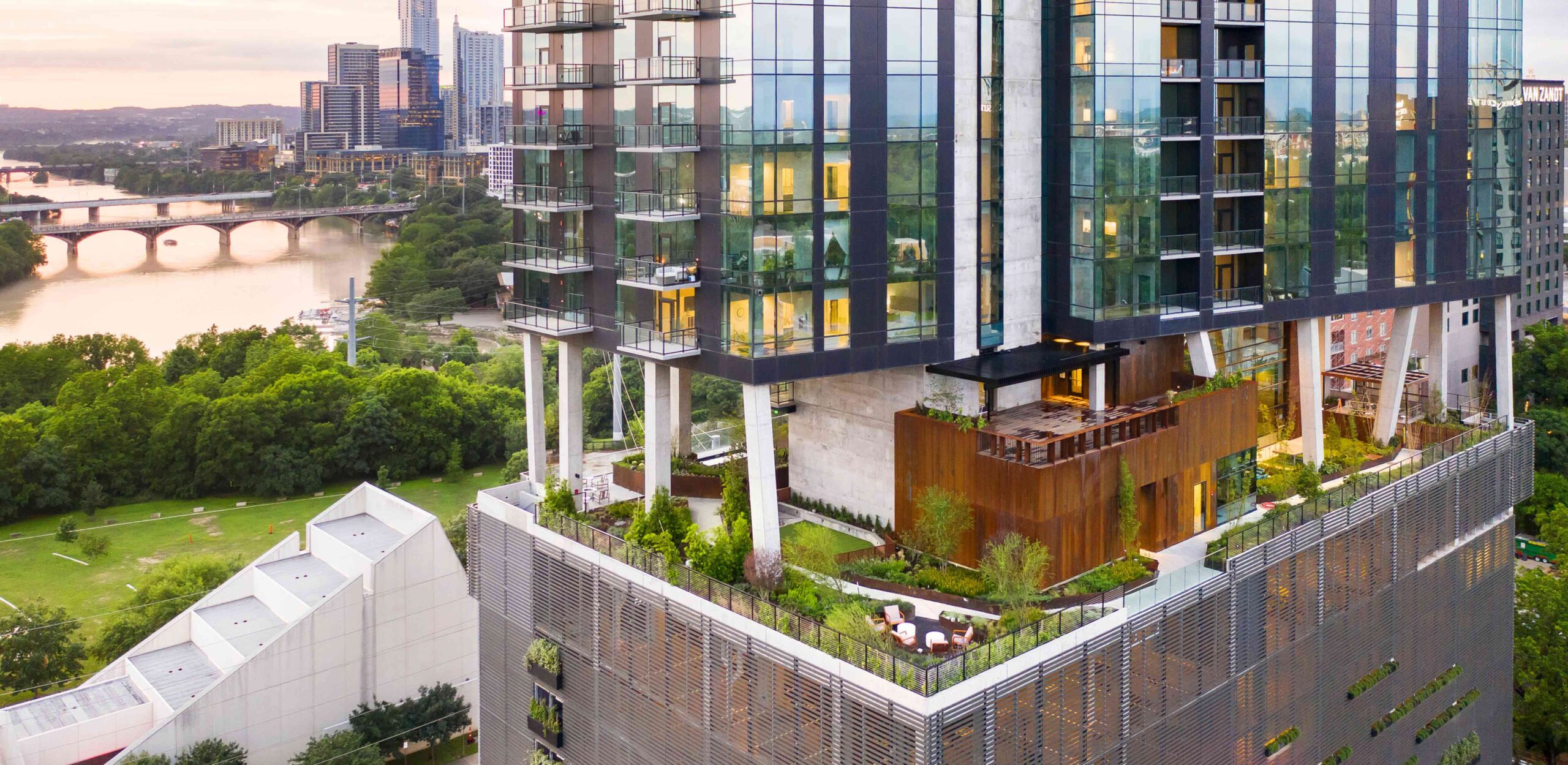 70 Rainey Sky Garden by Design Workshop