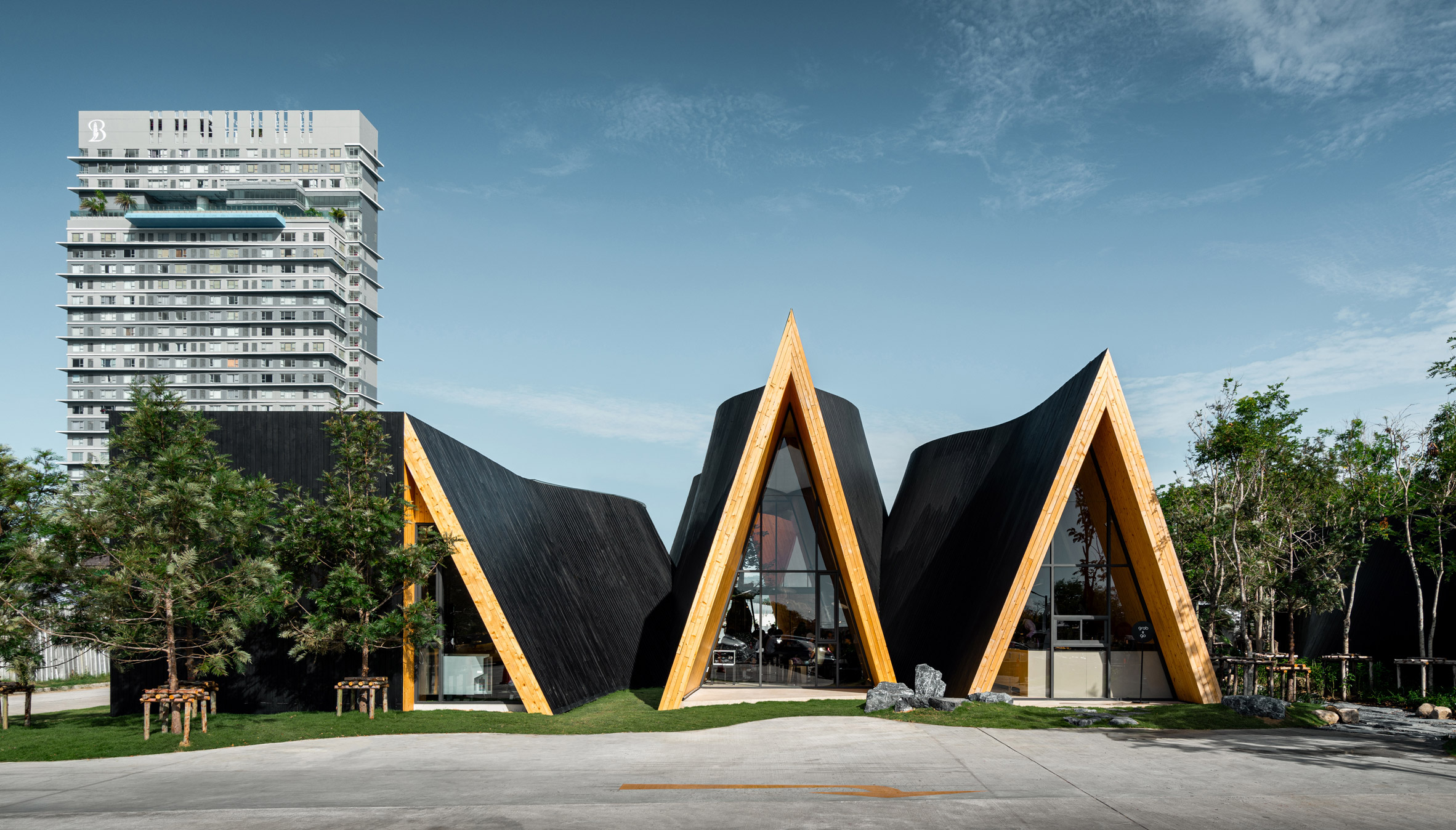 Rear elevation of Harudot cafe by IDIN Architects