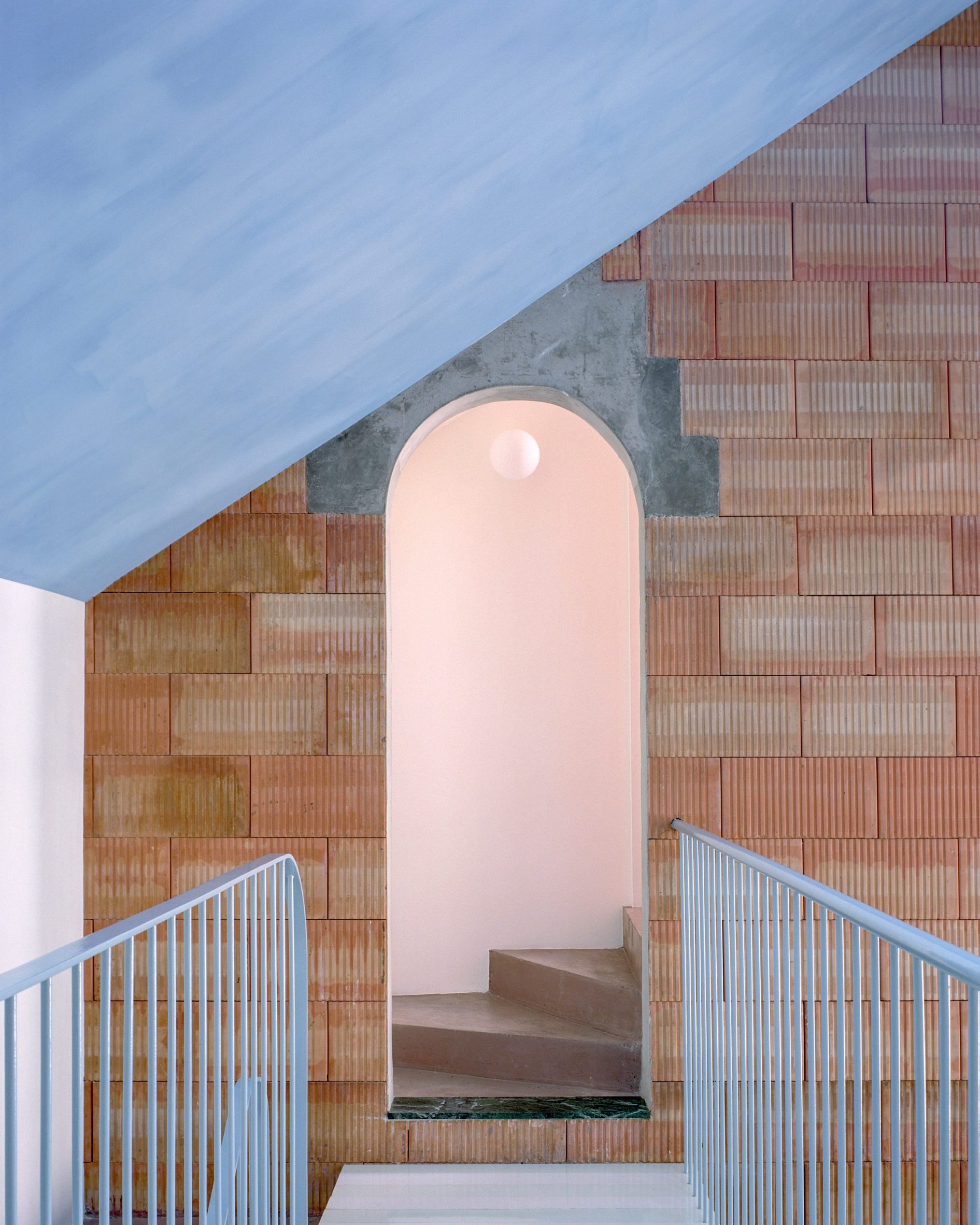 Blue ceiling and balcony of Belgian homem