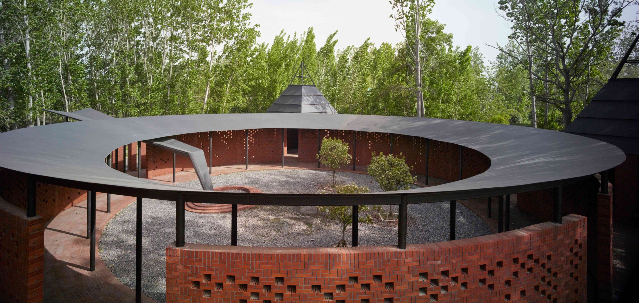 Yunzhai Community Center by SUP Atelier of THAD