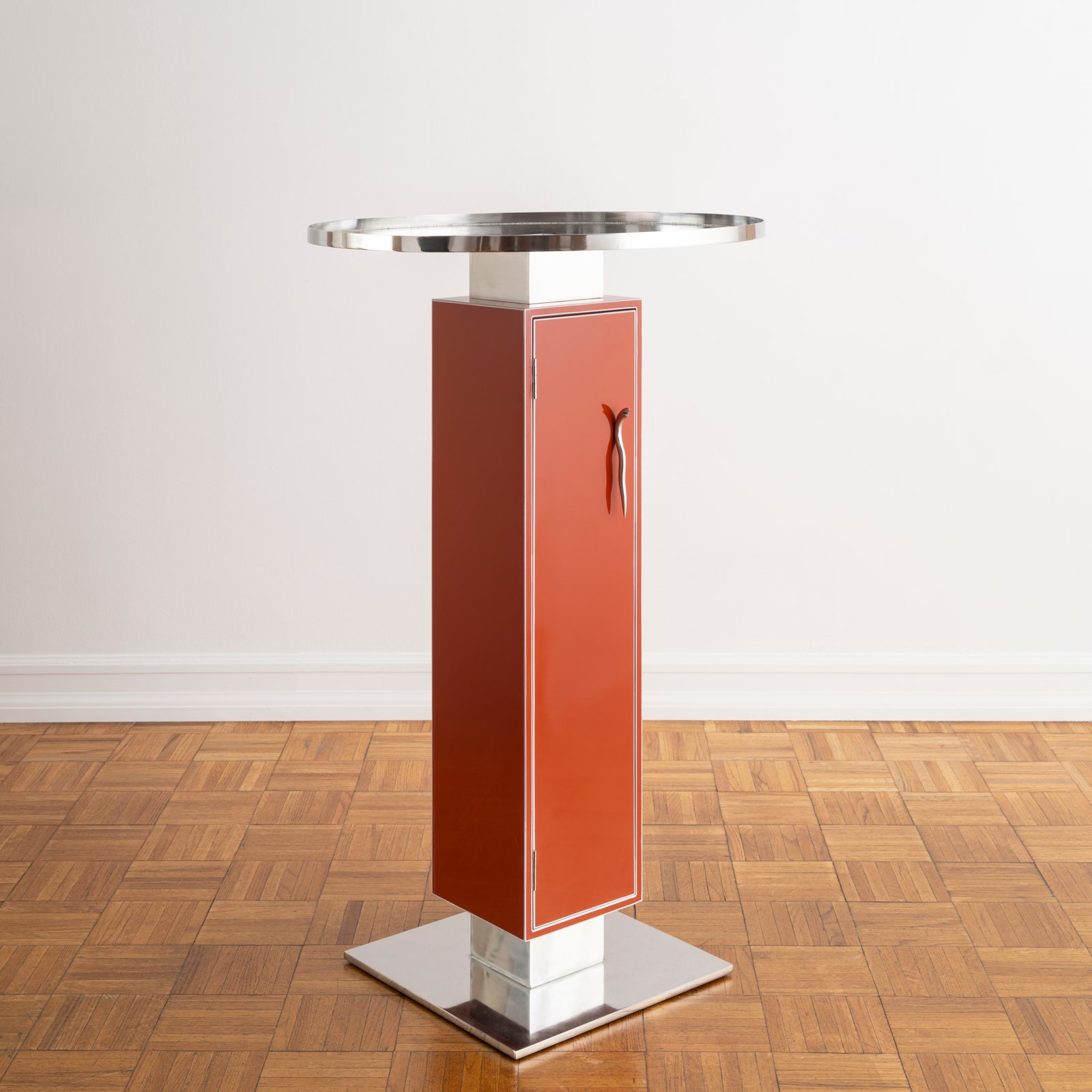 EJR Barnes Emergency Best Friend Cocktail Plinth.