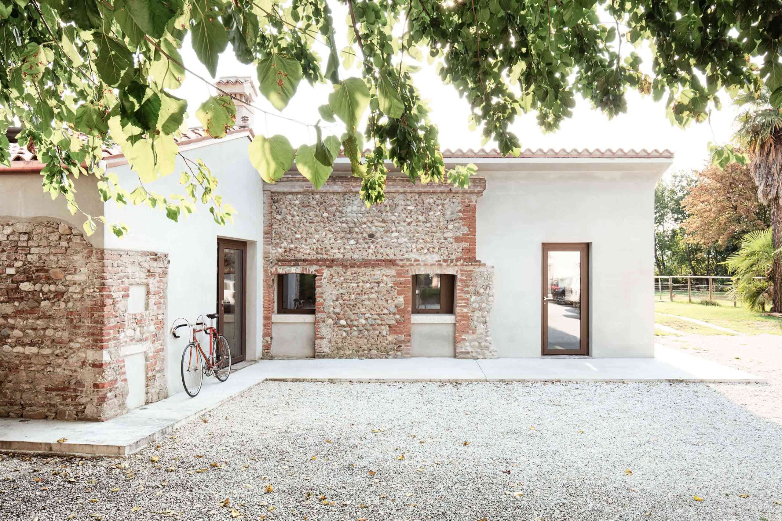 Depandance DCA by Didonè Comacchio Architects