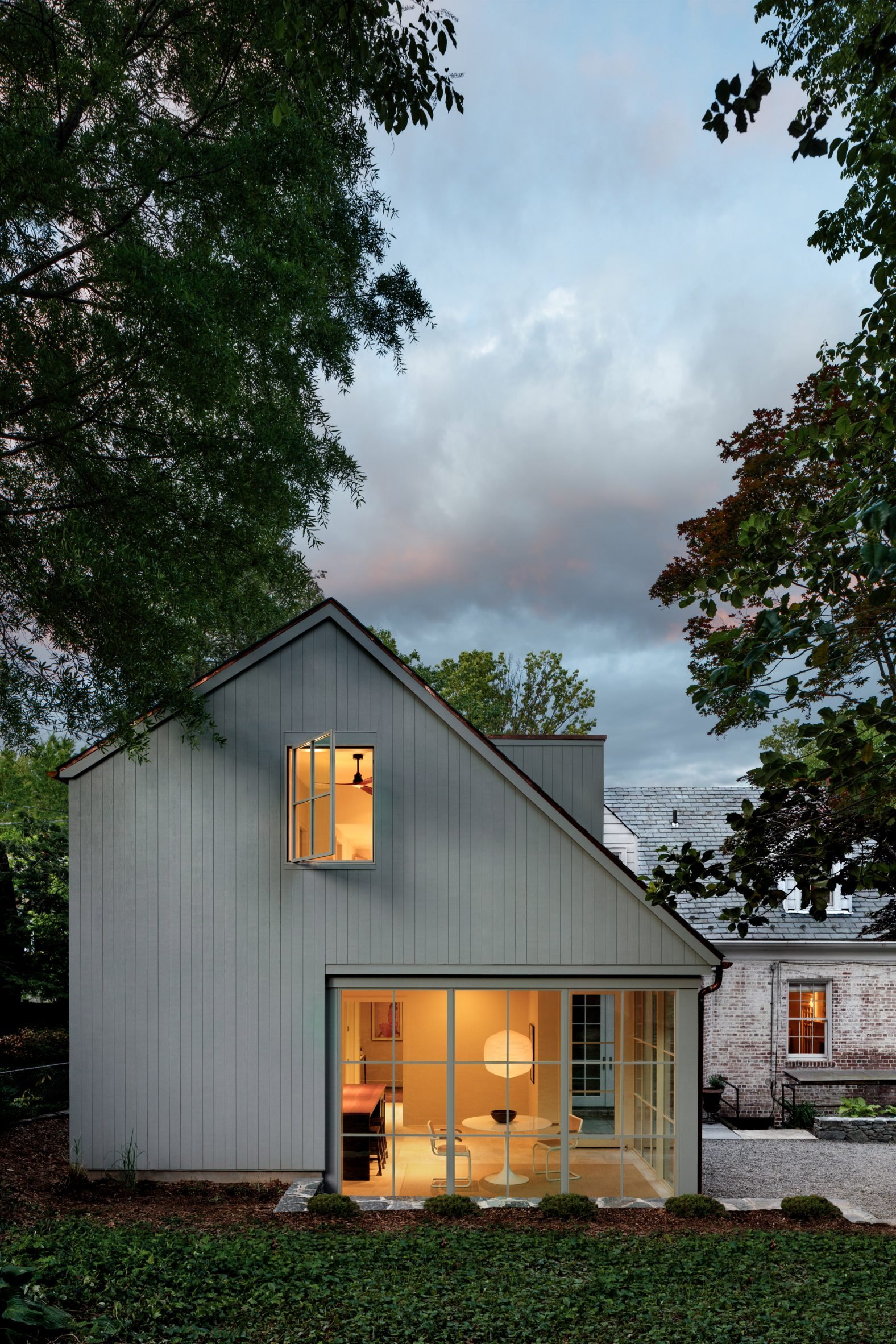Wood-clad annex 