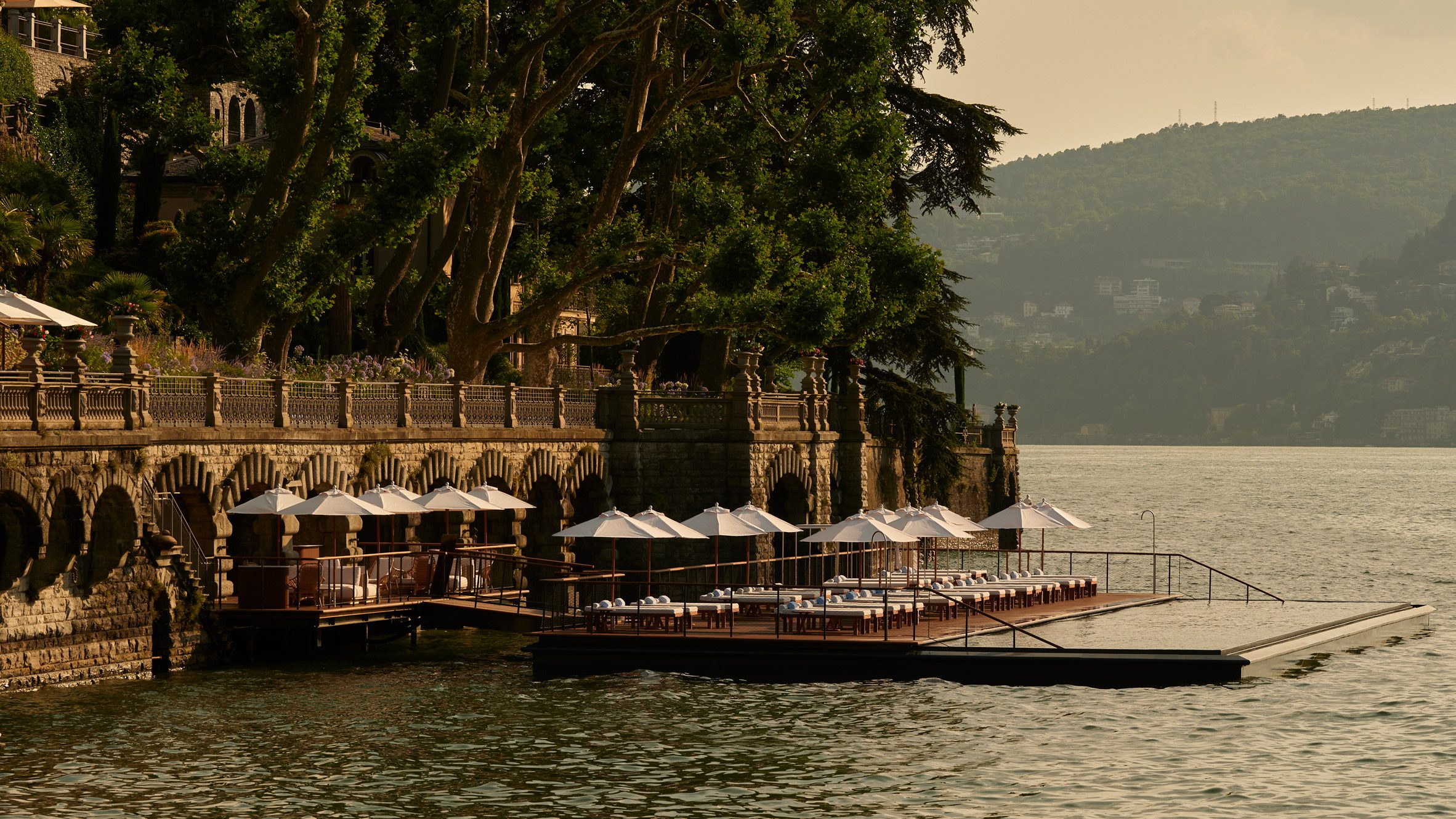 Infinity pool and spa at Lake Como, Italy, by Herzog & de Meuron