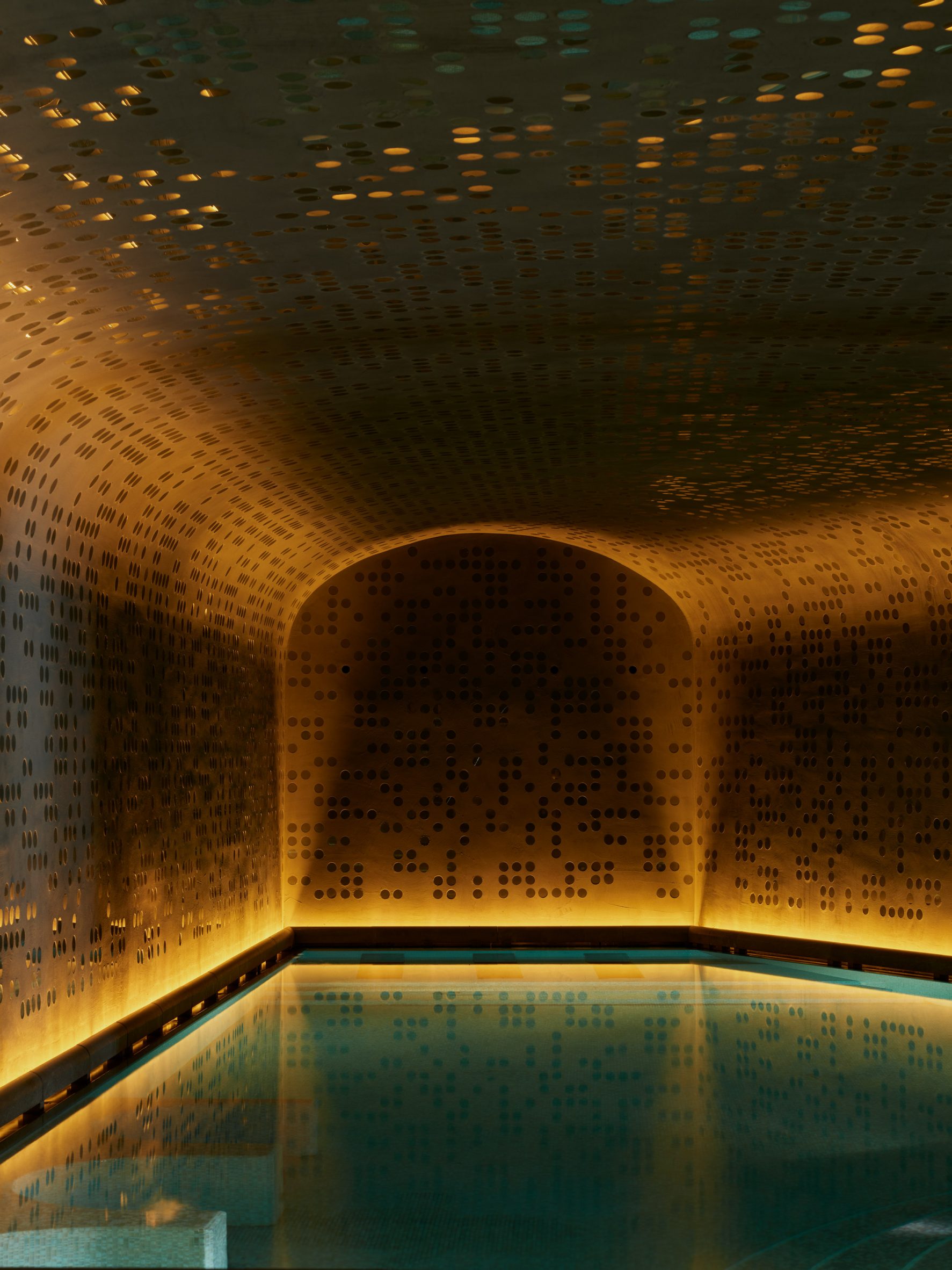 Indoor pool at Mandarin Oriental Lago di Como resort