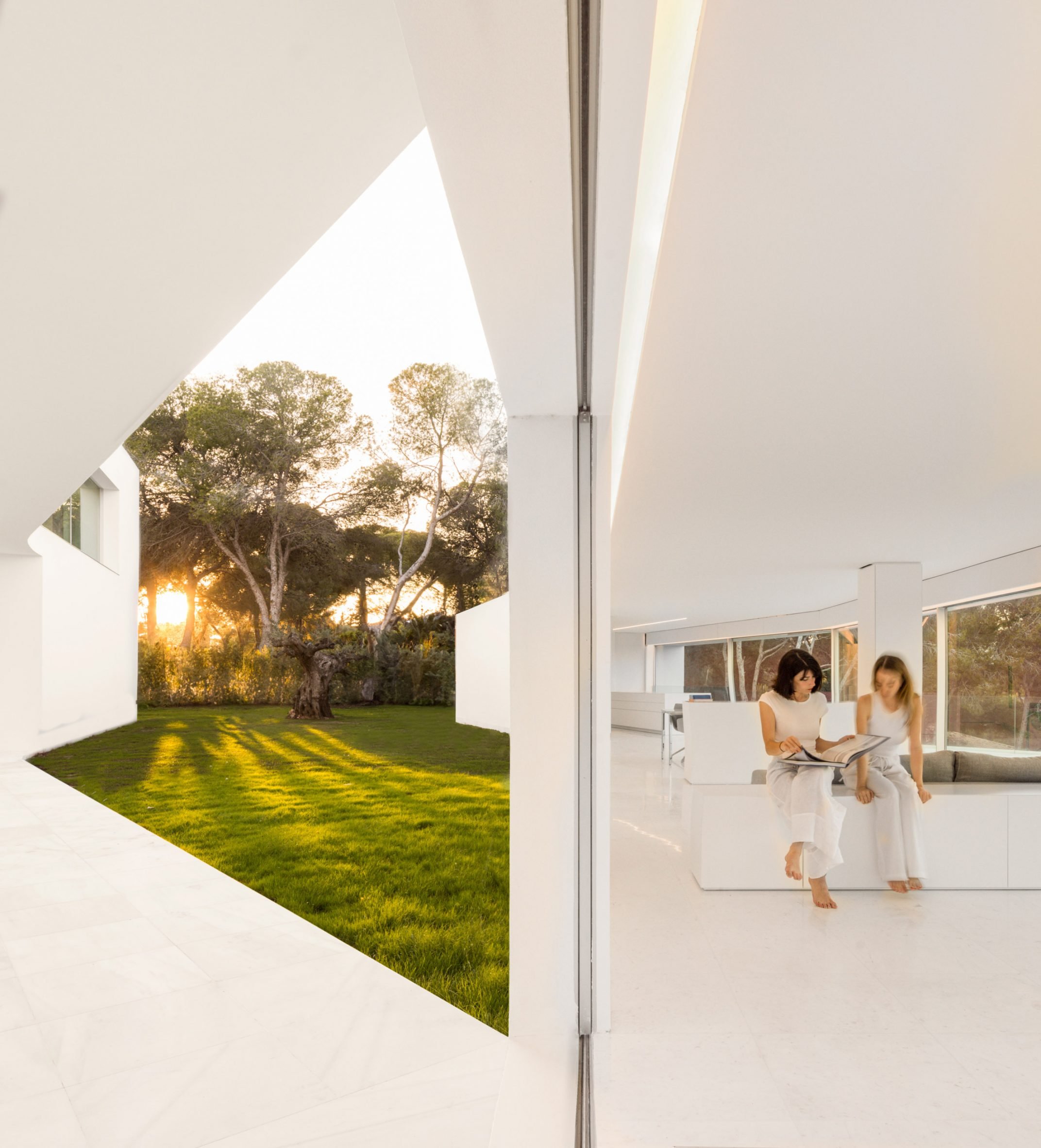 All-white interior of Spanish house