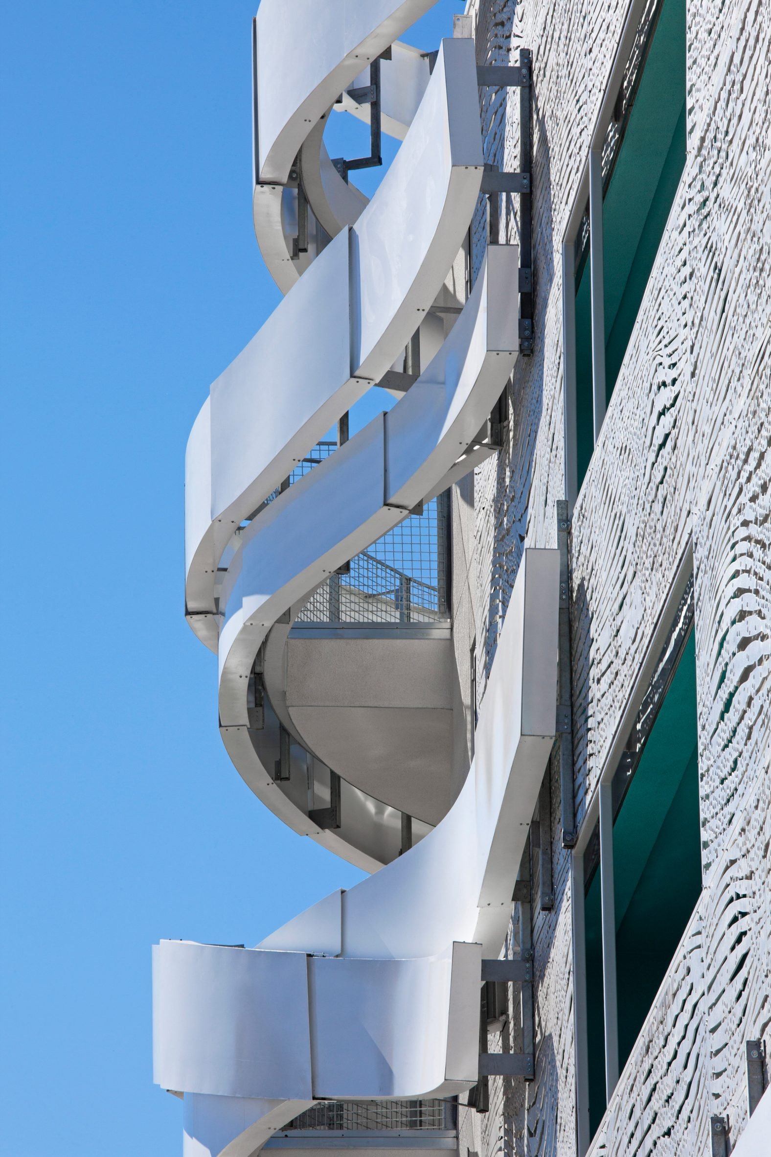 Metal terraces