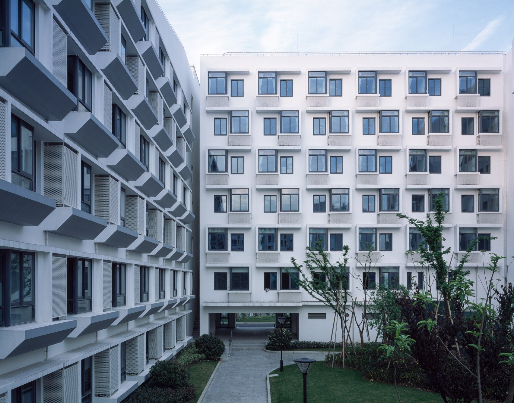 Longnan Garden Estate by Atelier GOM
