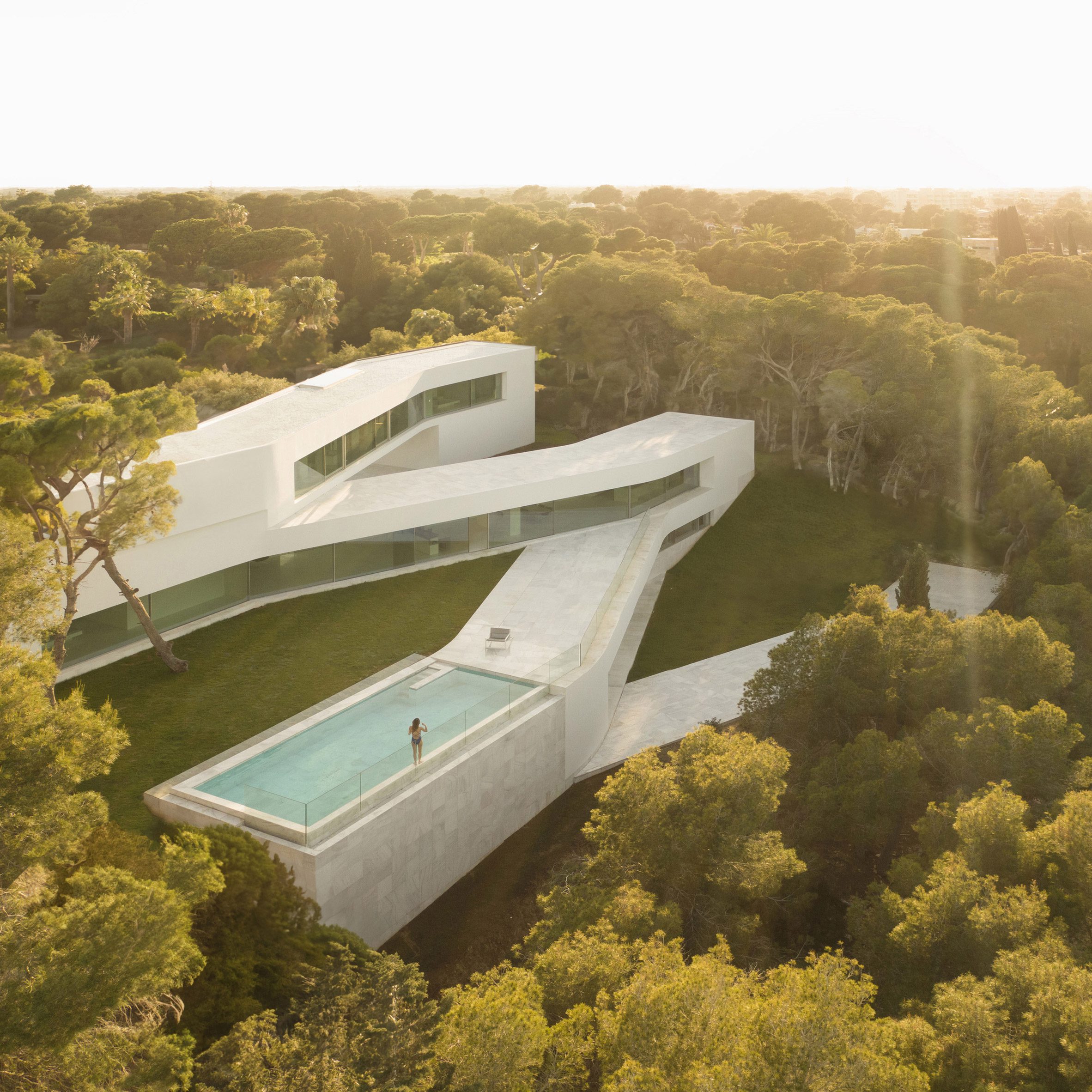 Sabater House by Fran Silvestre Arquitectos