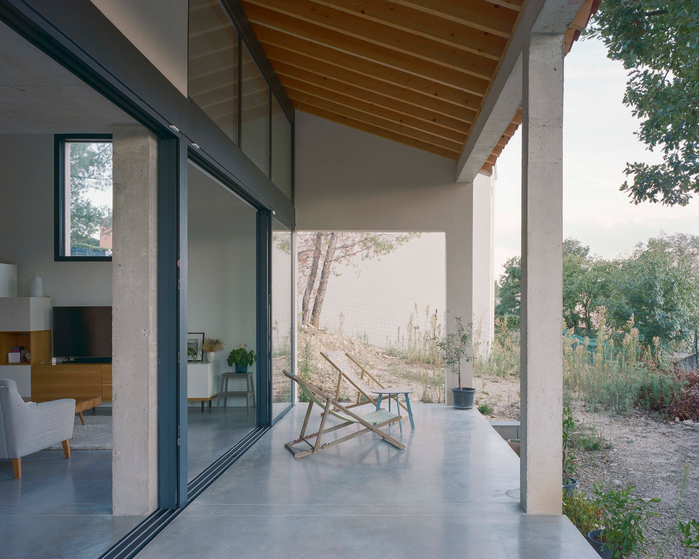 Terrace at a home in southern France by Barrault Pressacco