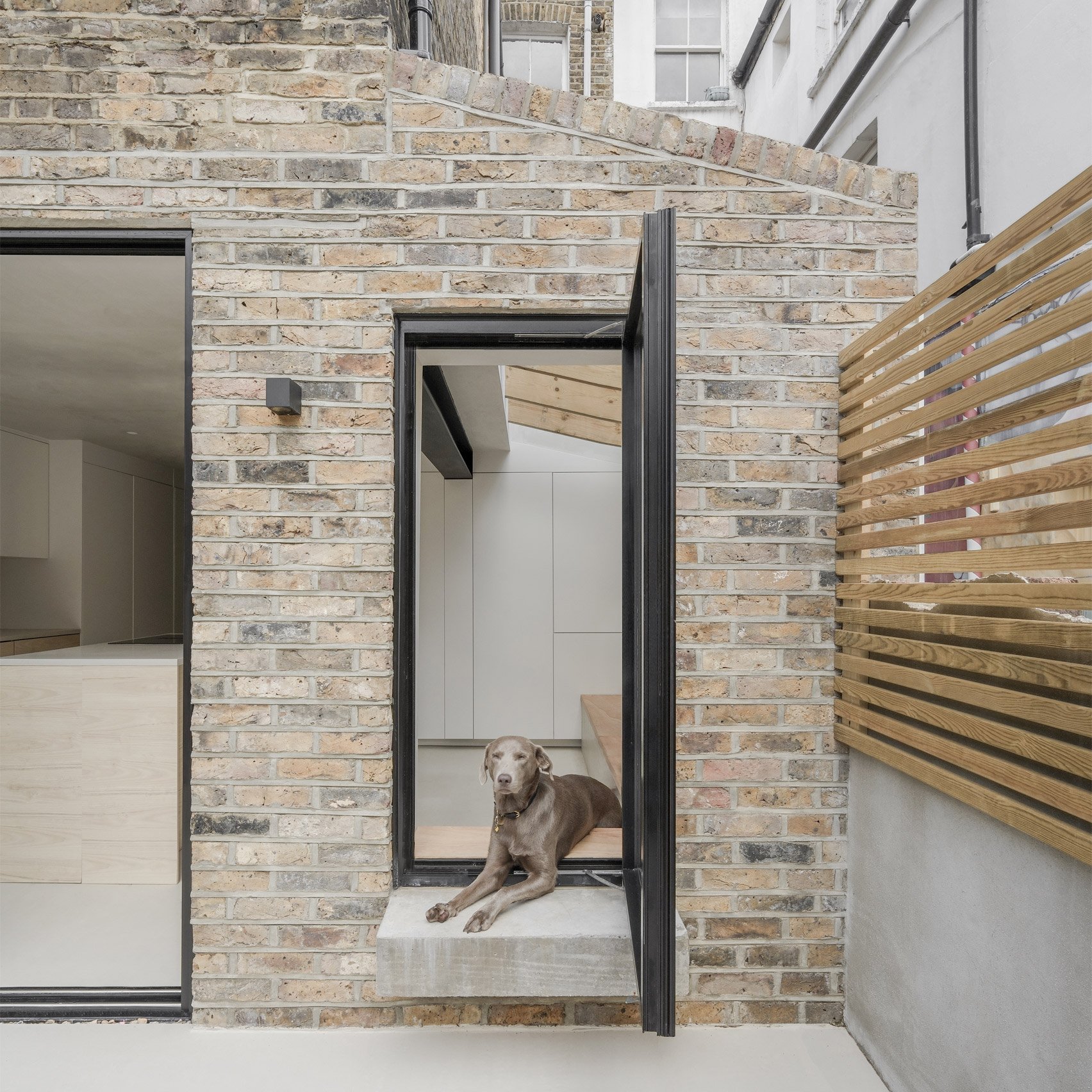 Exterior of Heyford Avenue by Manuel Urbina Studio