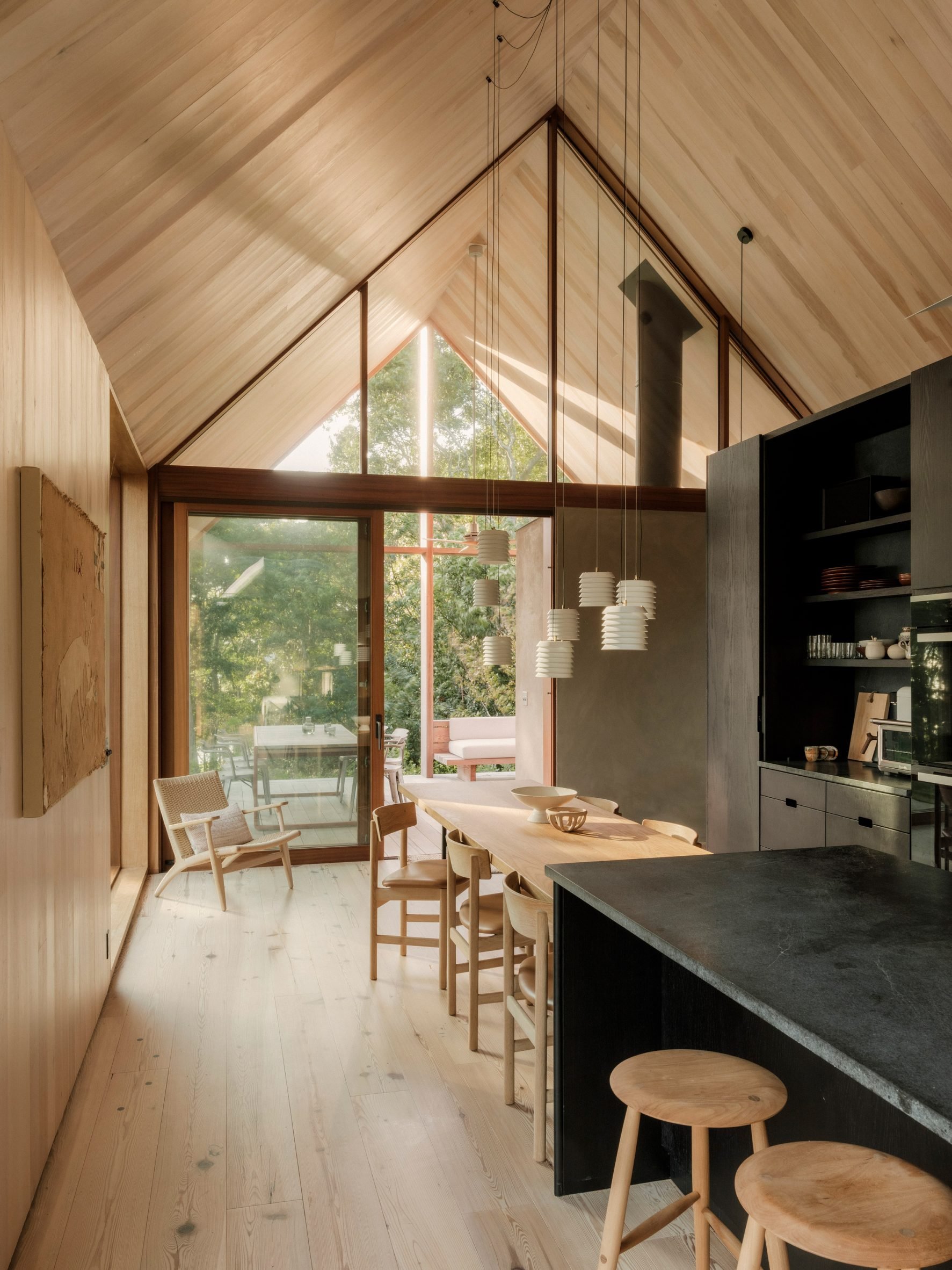Gabled roof 