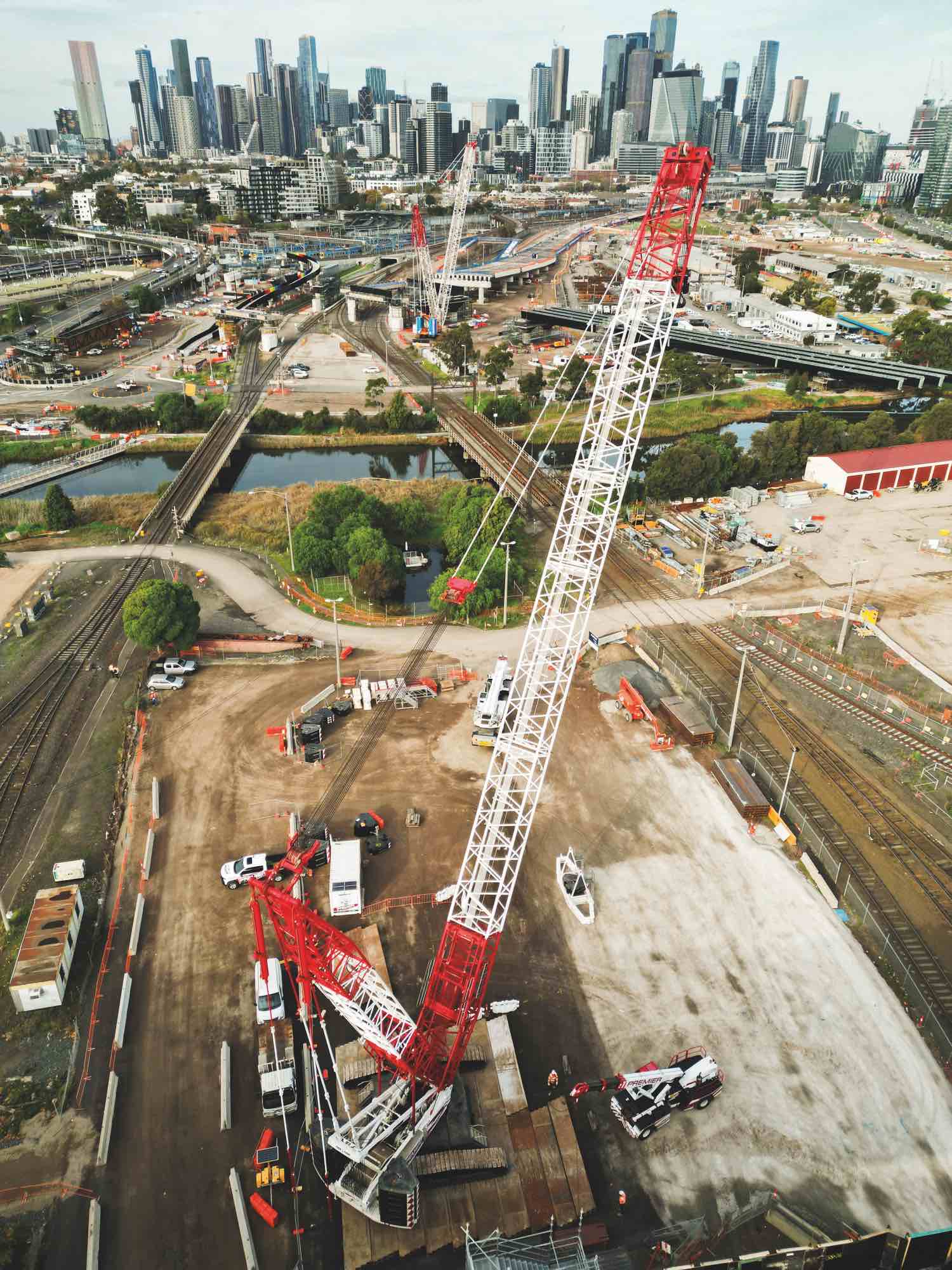 Premier Cranes & Rigging has contributed multiple crane models and crews as part of its works on the West Gate Tunnel Project.