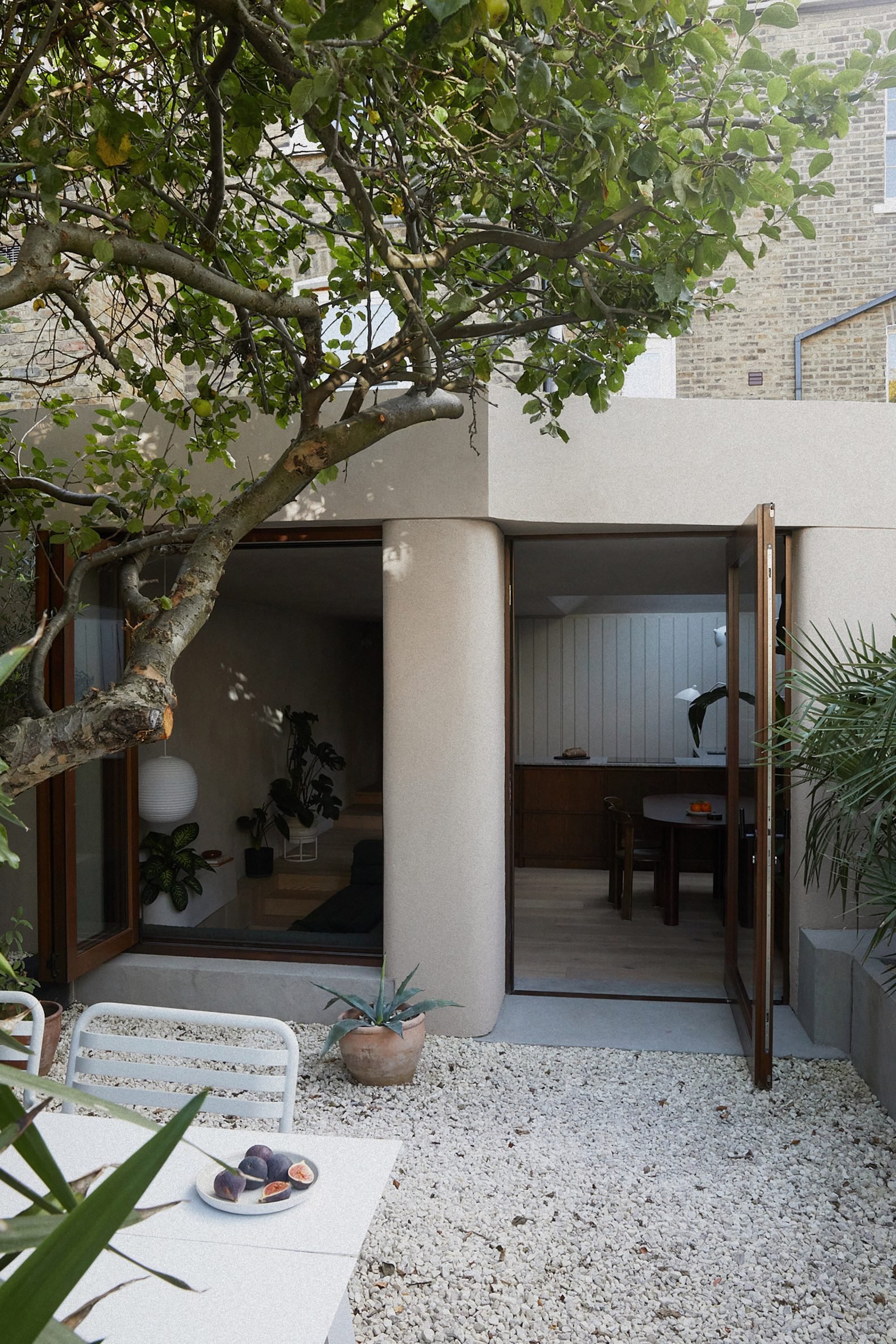 Exterior view of London extension by Sonn