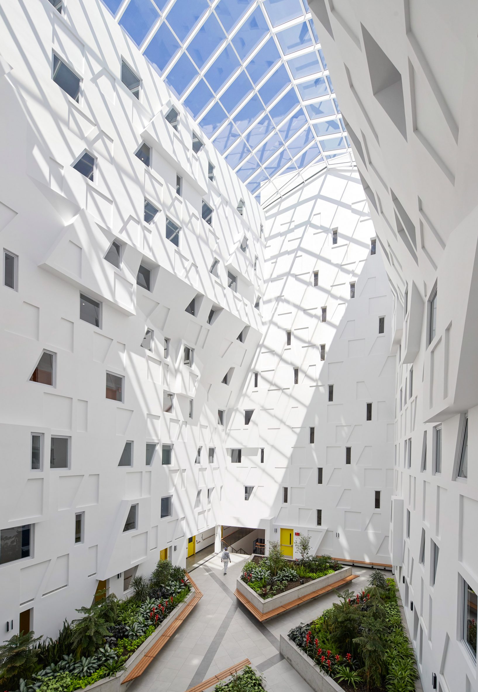 Central atrium in New York social housing