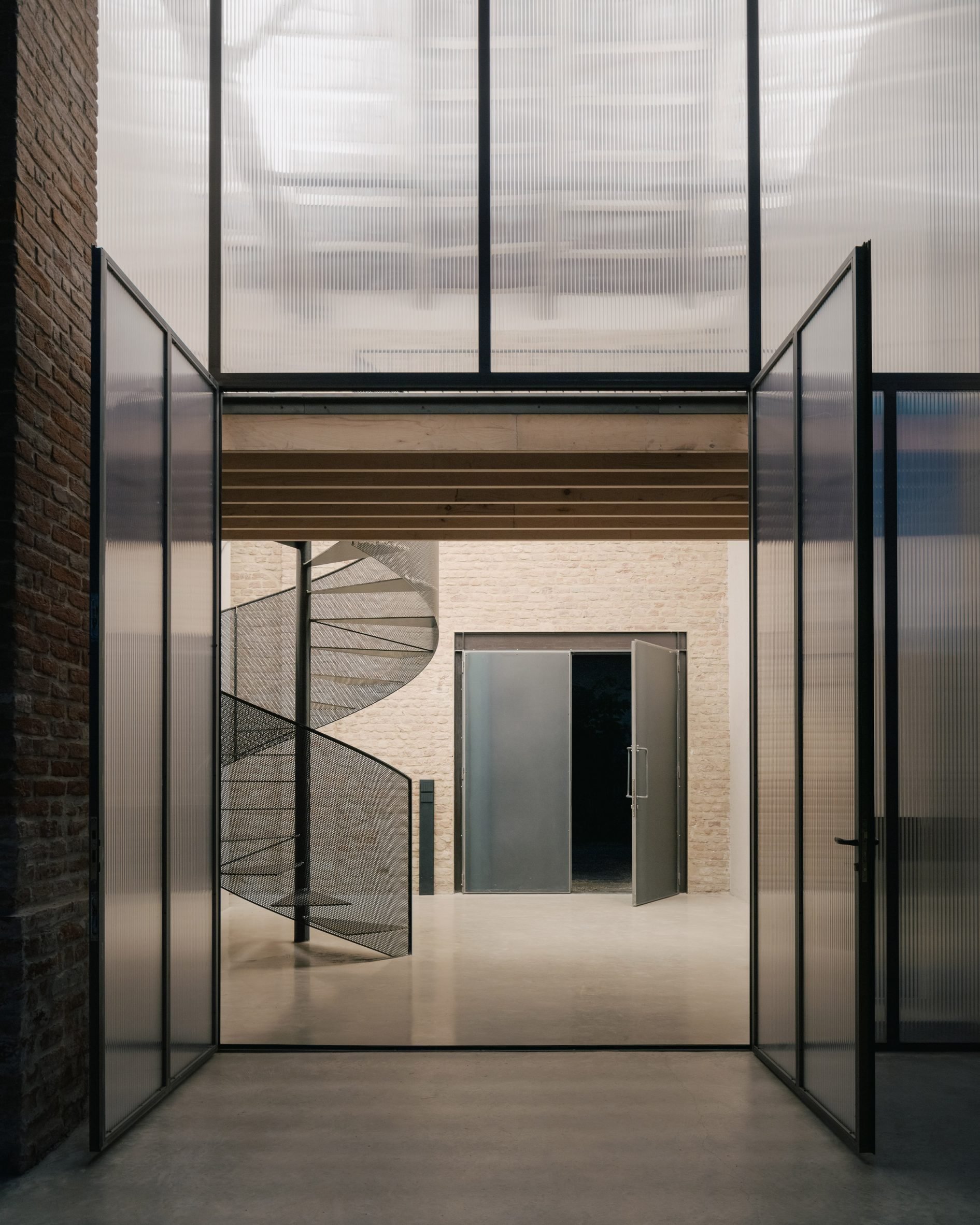 We Rural guesthouse by Archisbang